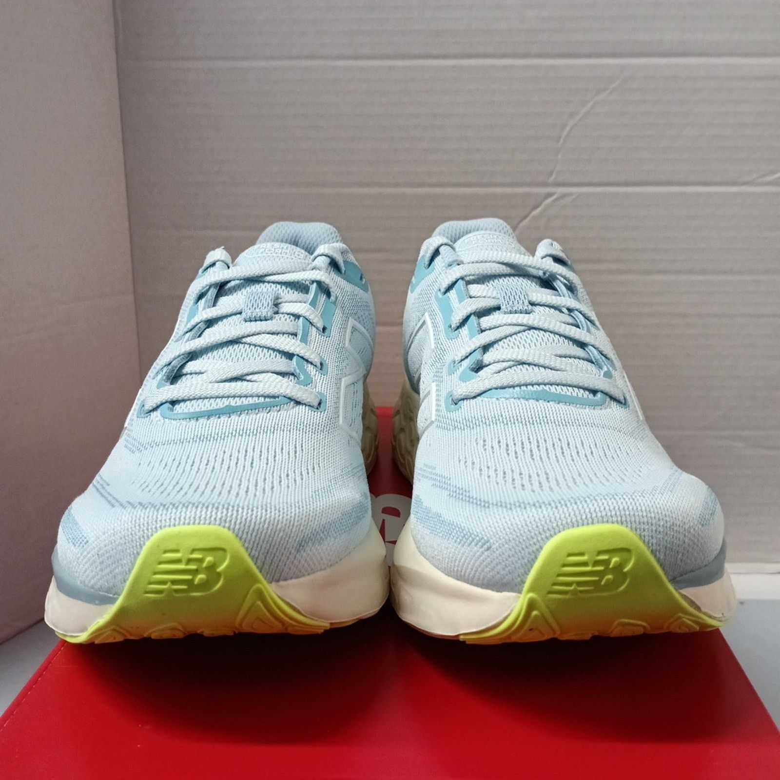 New Balance New Balance Fresh Foam 680 v8 Women's Size 9.5 Blue Shoes Size US 9.5 / IT 39.5 - 2 Thumbnail