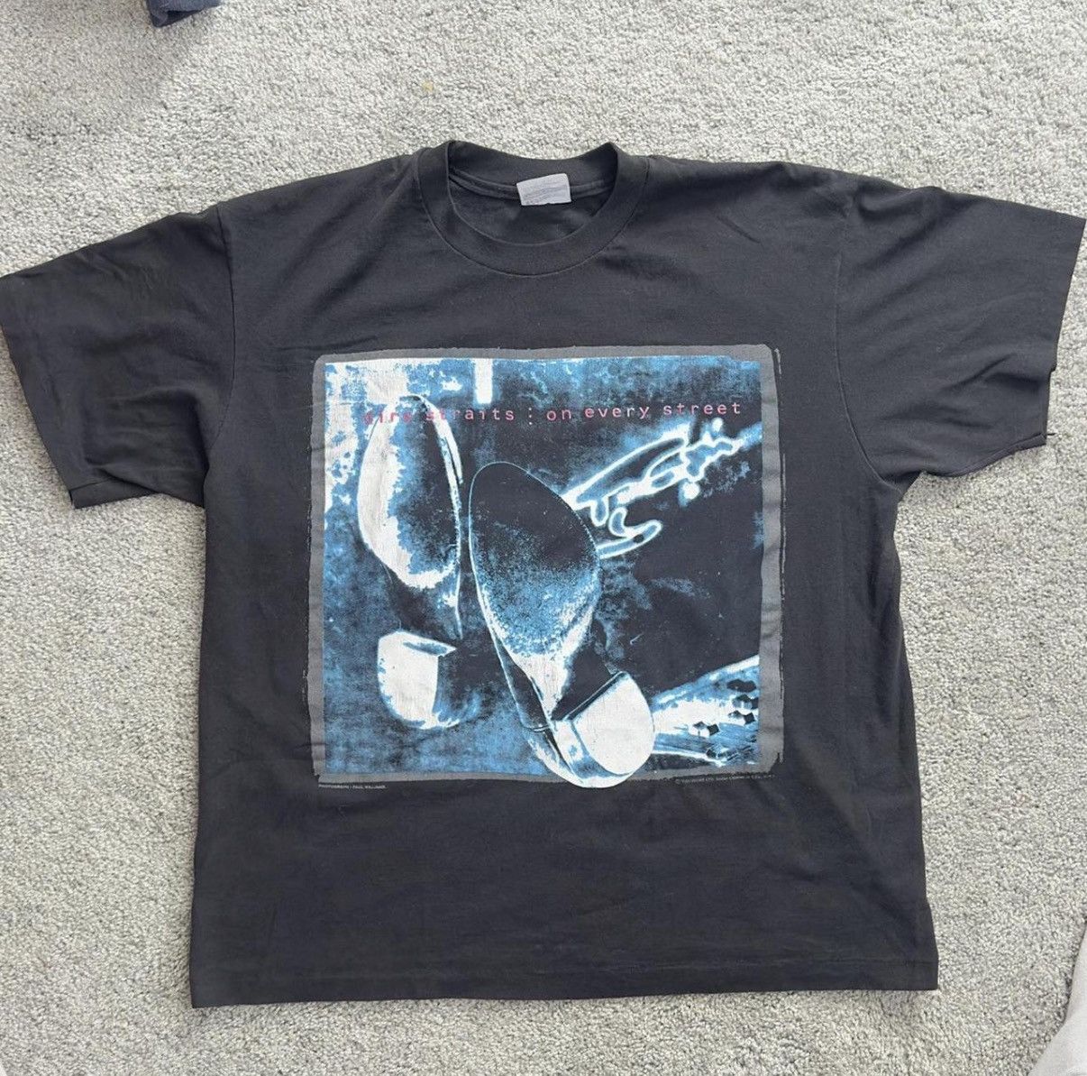 Hanes Vintage 1992 Dire Straits On Every Street Tour T-Shirt Size US M / EU 48-50 / 2 - 1 Thumbnail
