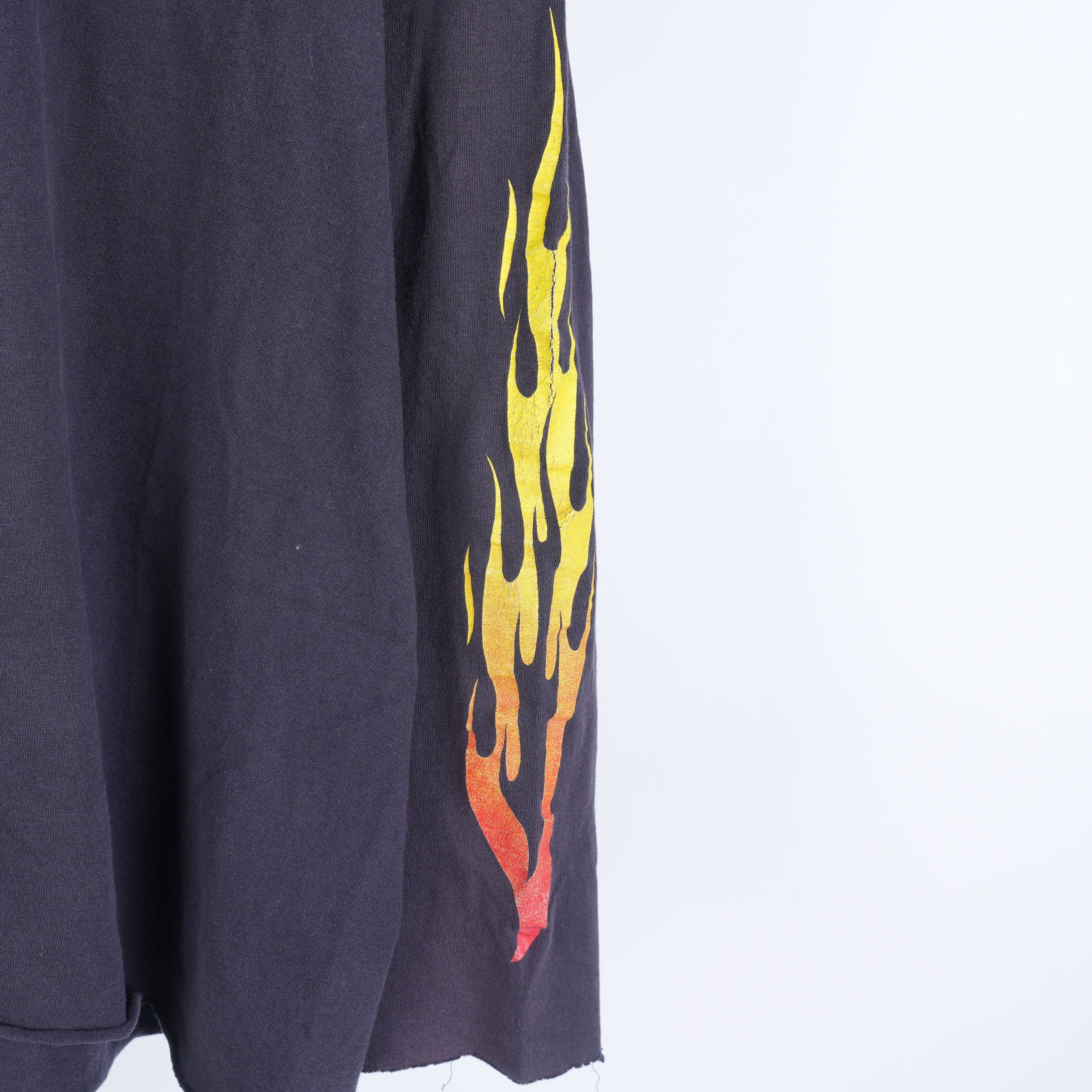 Vintage VINTAGE FLAMES LONG SLEEVE TEE Size US XL / EU 56 / 4 - 4 Thumbnail