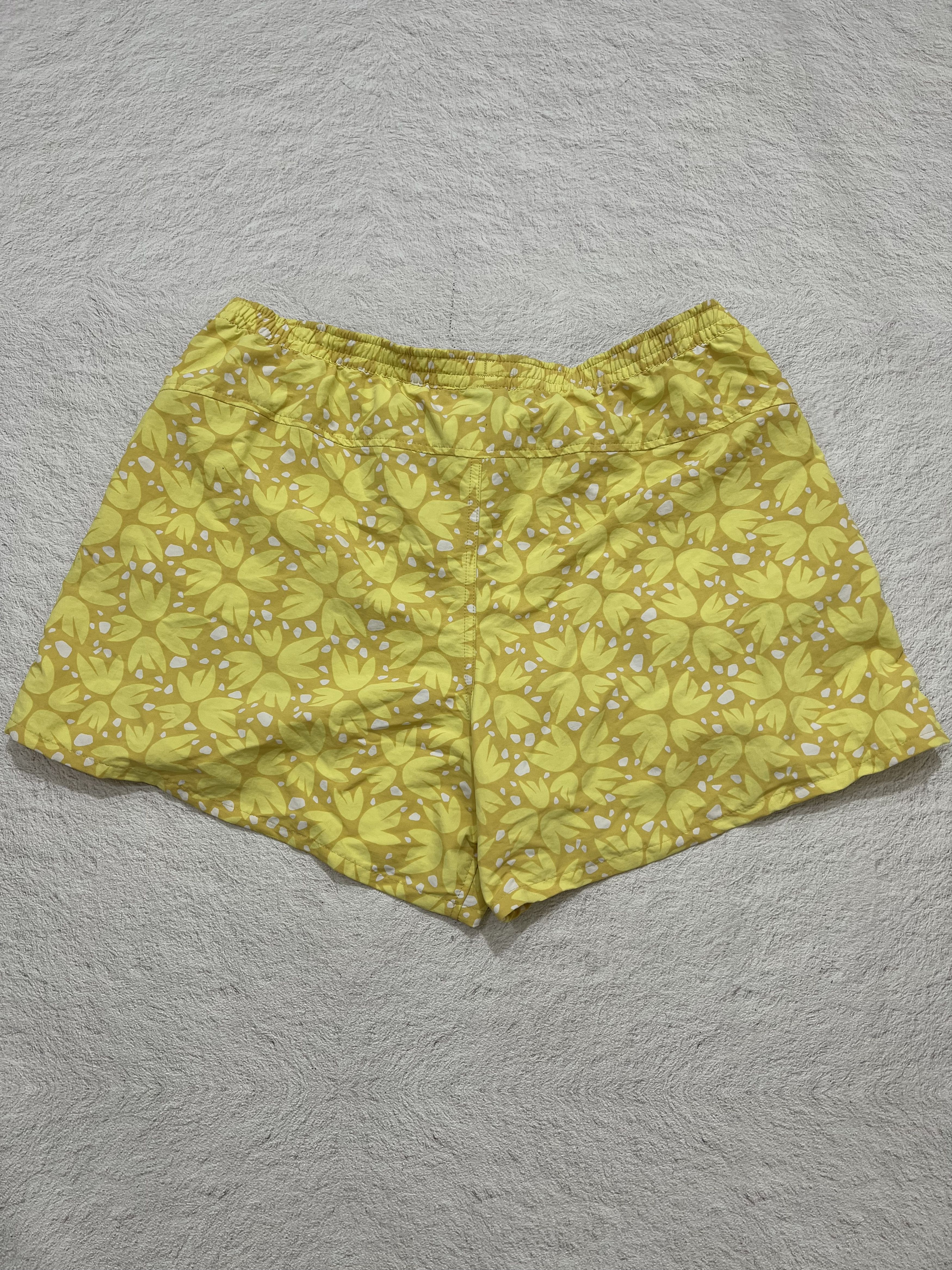 Patagonia 2000s Archival Patagonia Flower Pattern Relaxed Short y2k Size US 30 / EU 46 - 2 Thumbnail
