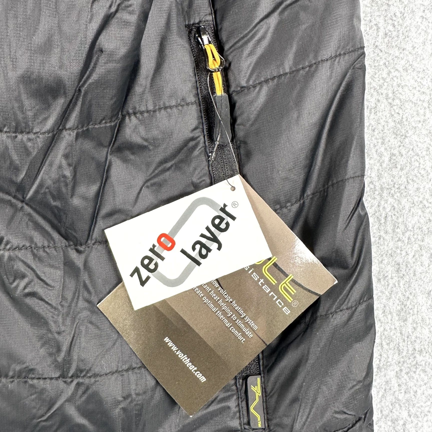 Layer 8 Volt Resistance Zero Layer Heated Vest Mens Small Black Quilted Insulated Vest Size US S / EU 44-46 / 1 - 3 Thumbnail