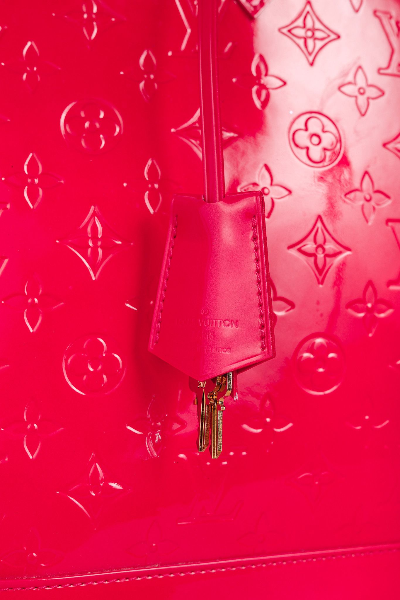 Louis Vuitton Louis Vuitton Alma GM Rose Pop Monogram Vernis Tote Size ONE SIZE - 9 Thumbnail