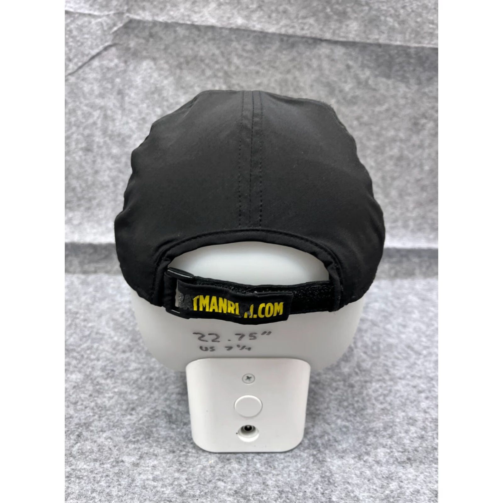 Vintage Batman Run Hat Cap One Size Adult Black Yellow Polyester Spandex Adjustable Lightweight Baseball Cap Size ONE SIZE - 6 Thumbnail