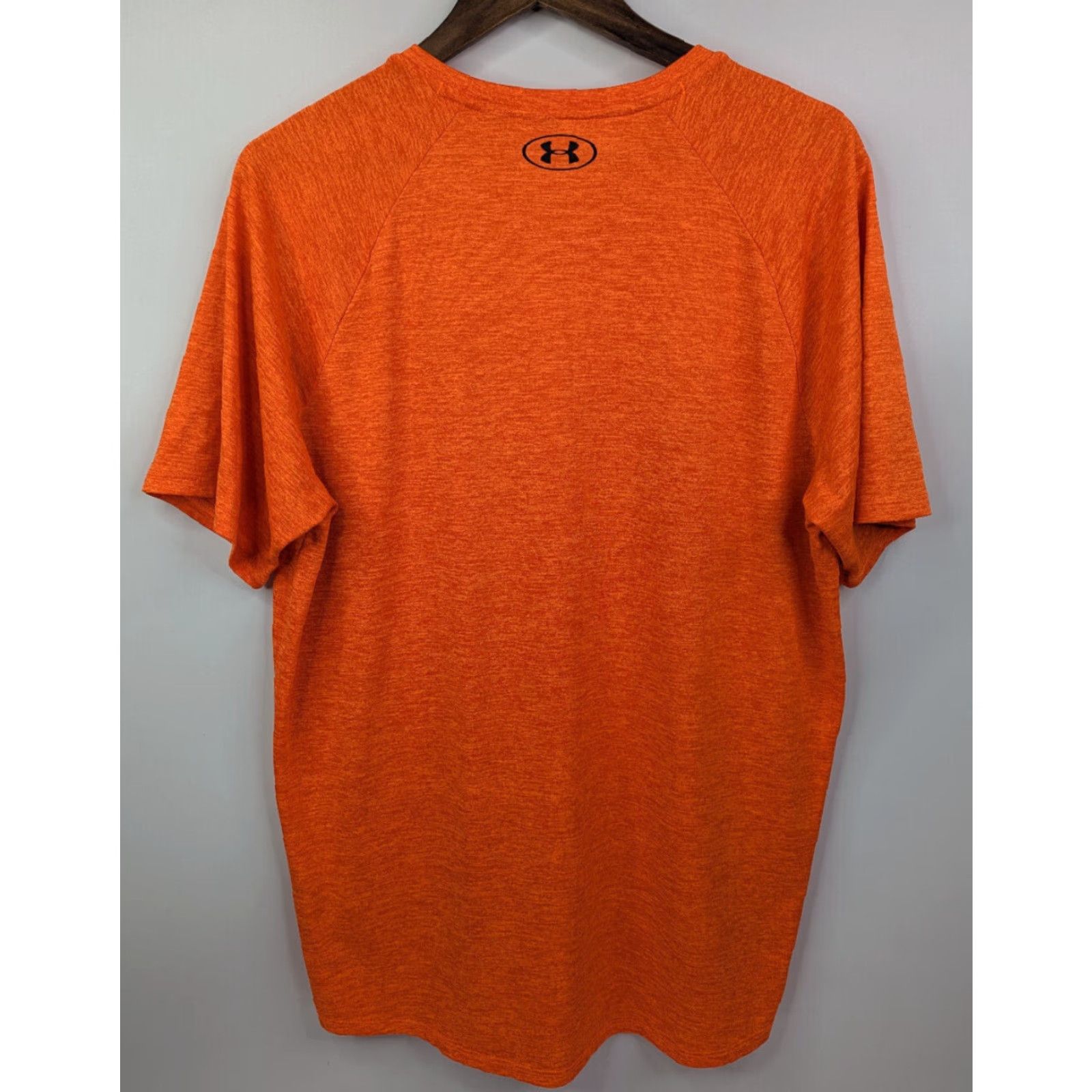 Under Armour VINTAGE Under Armour Shirt Men's LT Orange Tech 2.0 Athletic T-Shirt Tee Active 1326413 Size US L / EU 52-54 / 3 - 2 Thumbnail