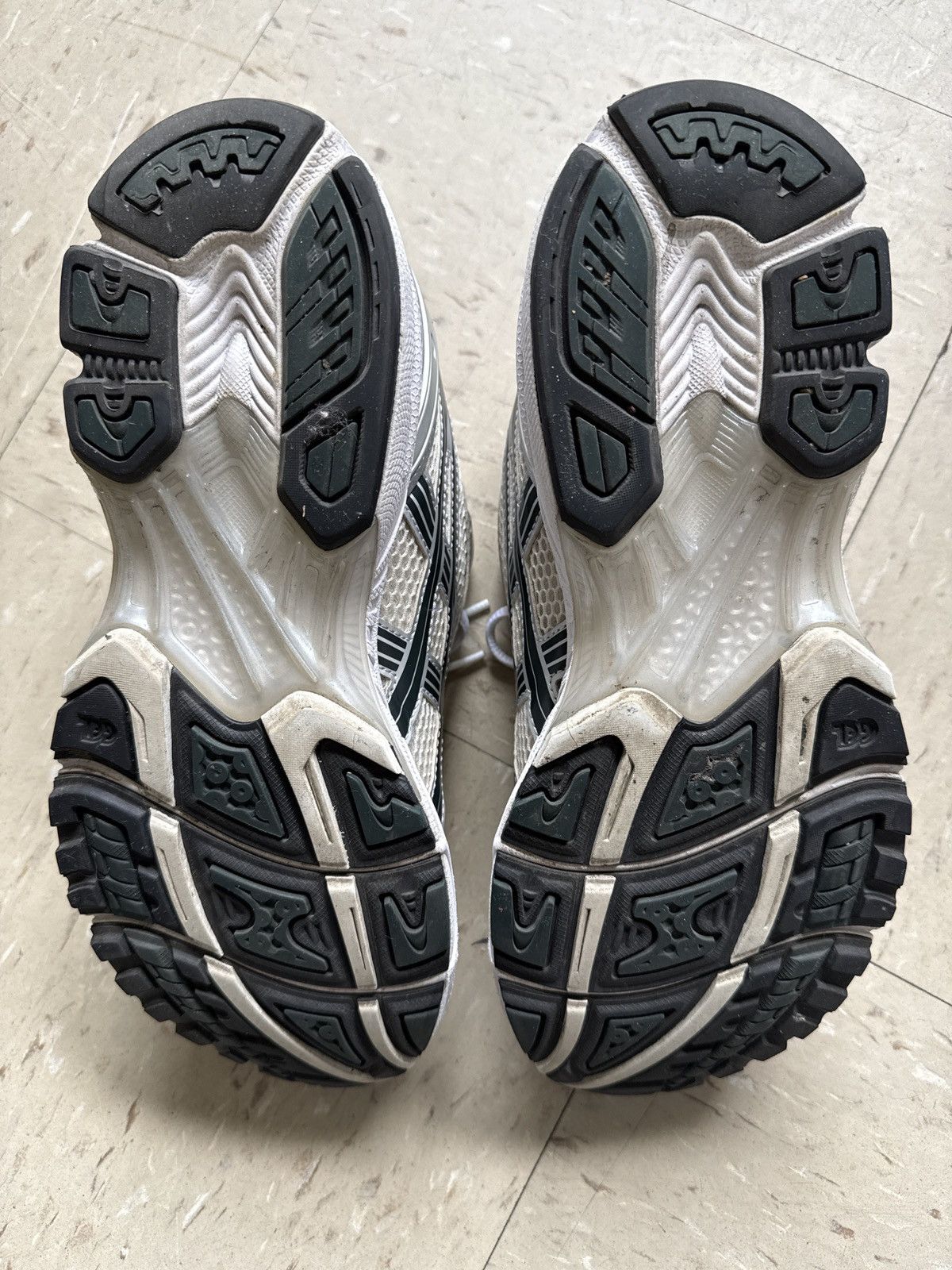Asics × Kith Asics Gel Kayano 14 x Kith (2023) - 8.5M Size US 8.5 / EU 41-42 - 5 Thumbnail