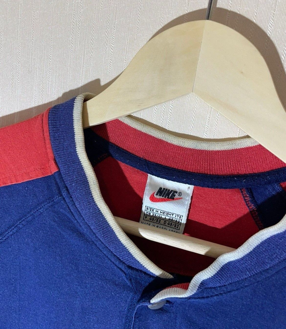 Nike × Vintage Nike vintage y2k T shirt 90s Size US M / EU 48-50 / 2 - 8 Thumbnail