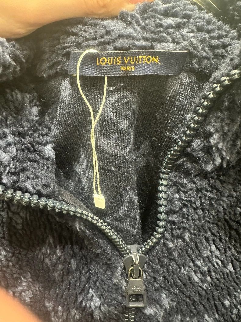 Louis Vuitton Louis Vuitton Teddy full logo suede jacket 2505-Nextarrow Size US M / EU 48-50 / 2 - 7 Thumbnail