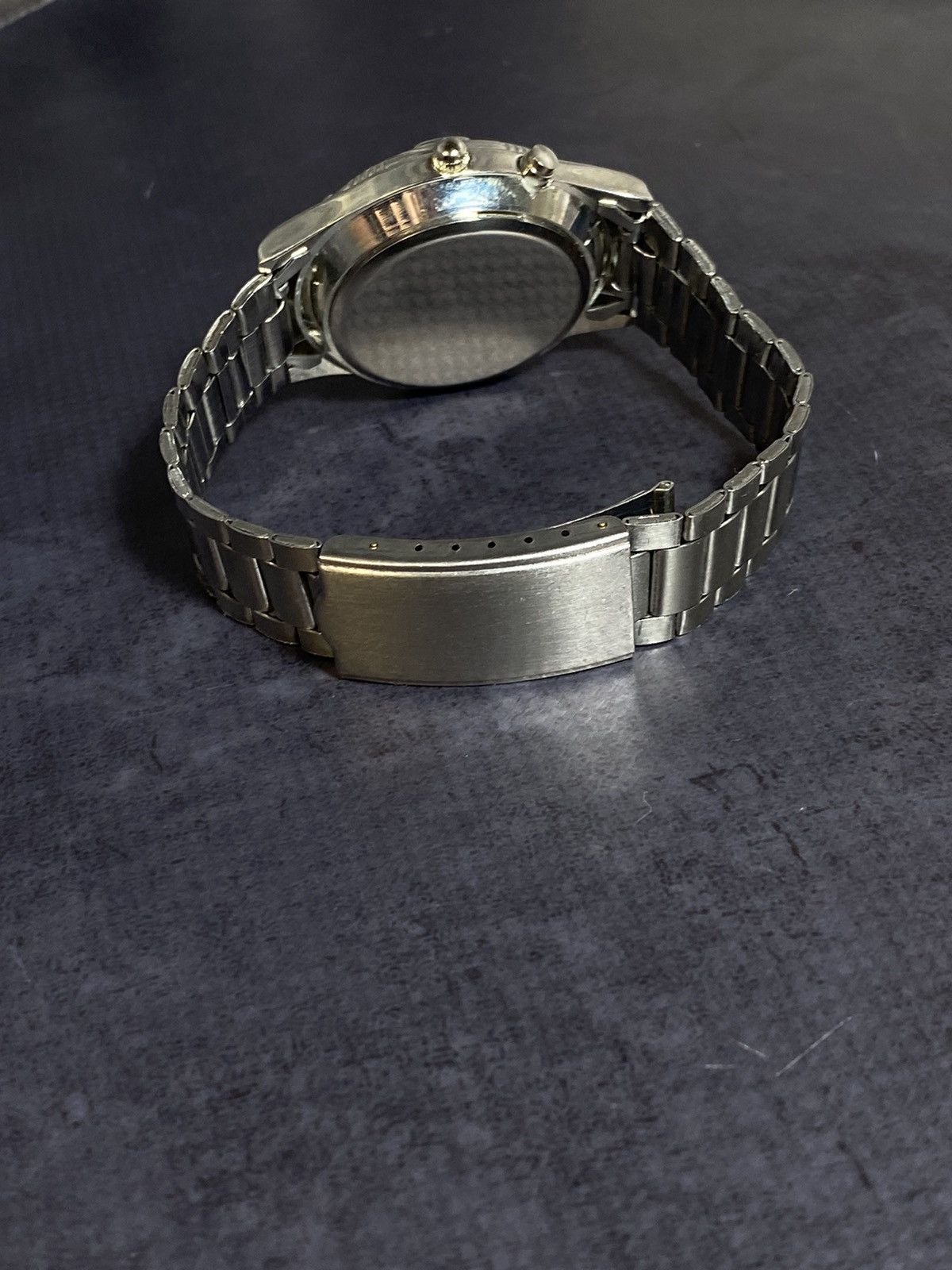Jewelry Futuristic LED Watch – Silver Dial & Unique Light Effect ⏳ Size ONE SIZE - 10 Thumbnail