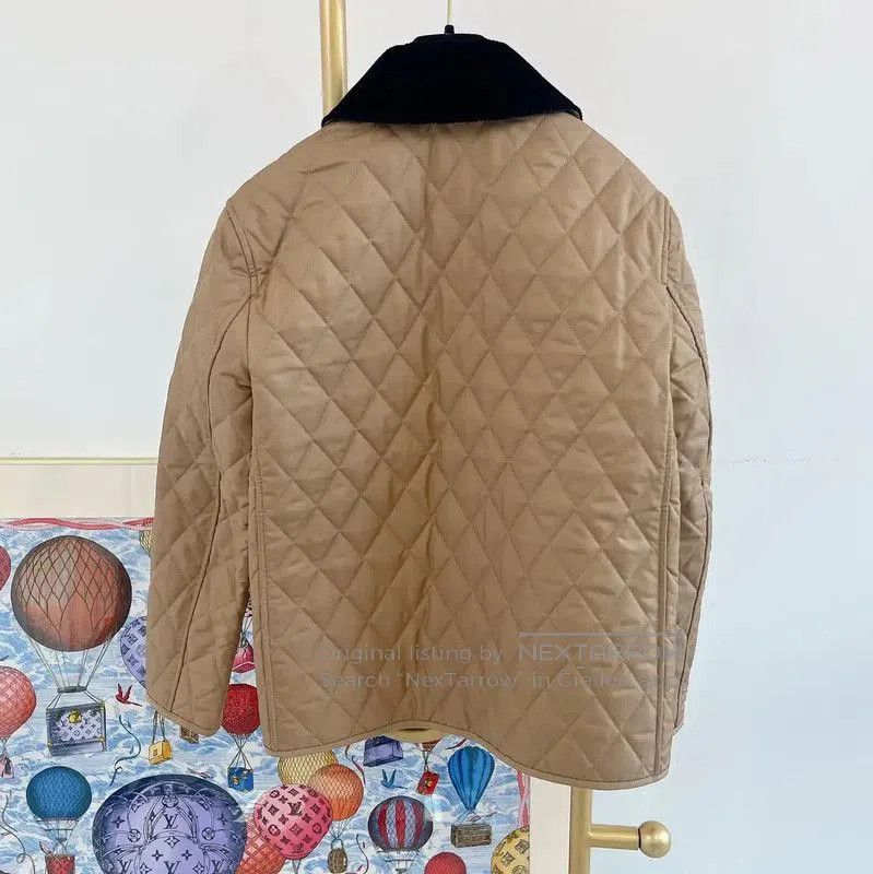 Burberry Burberry Khaki Cotton Mid-Length Jacket for Women. Size XS / US 0-2 / IT 36-38 - 2 Thumbnail