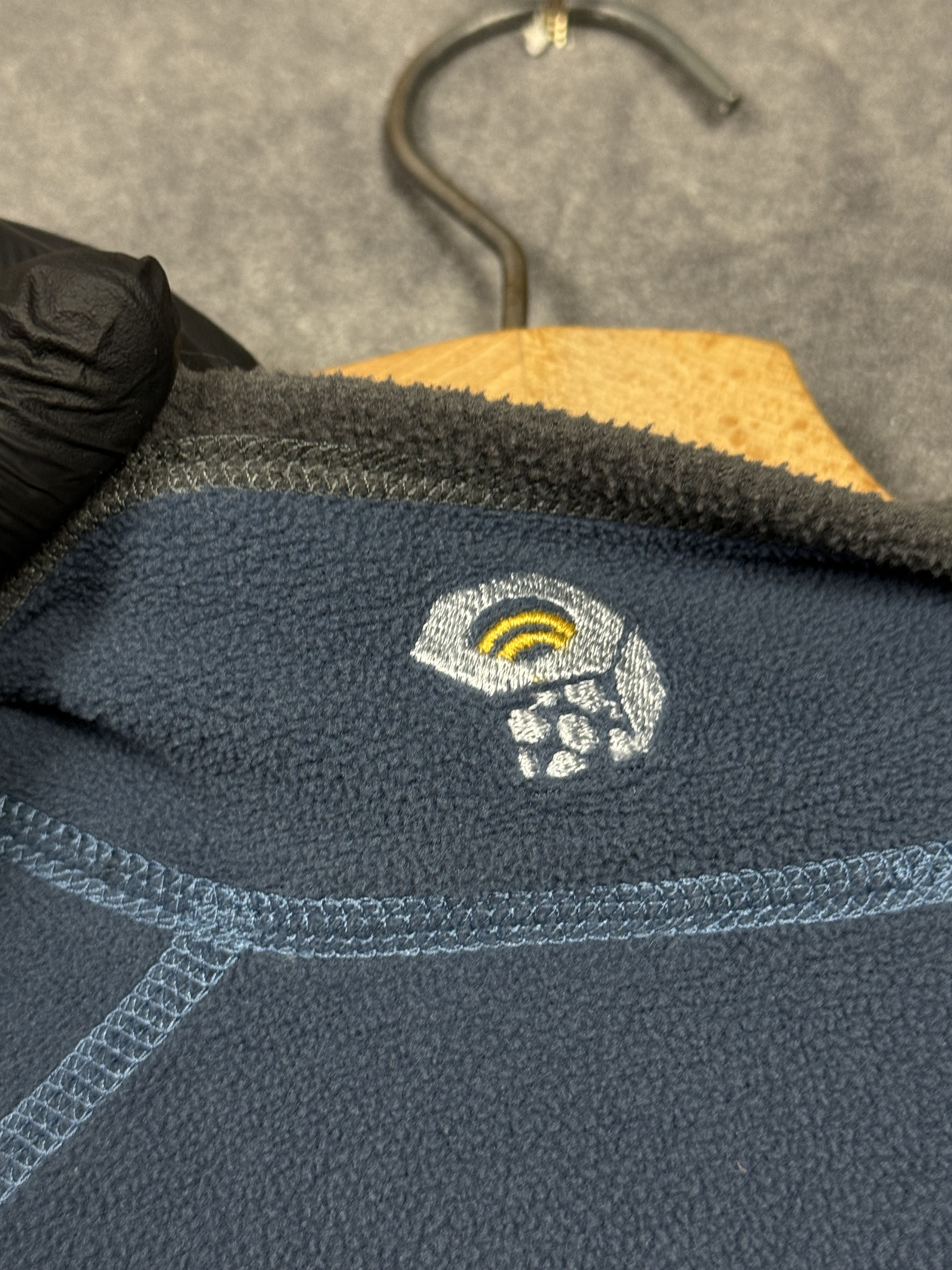 Mountain Hardwear Mountain Hardwear fleece half zip-up navy grey Polartec Size US M / EU 48-50 / 2 - 6 Thumbnail