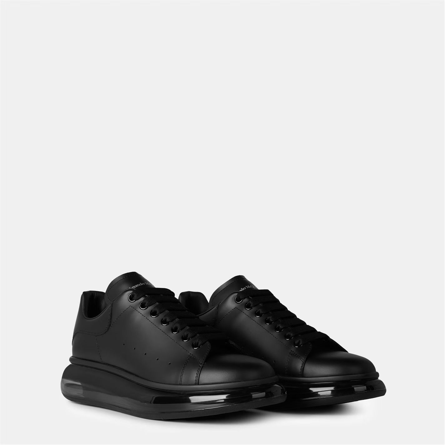 Alexander McQueen o1g2r1mq0326 Oversized Trainers in Black Size US 6 / EU 39 - 3 Thumbnail
