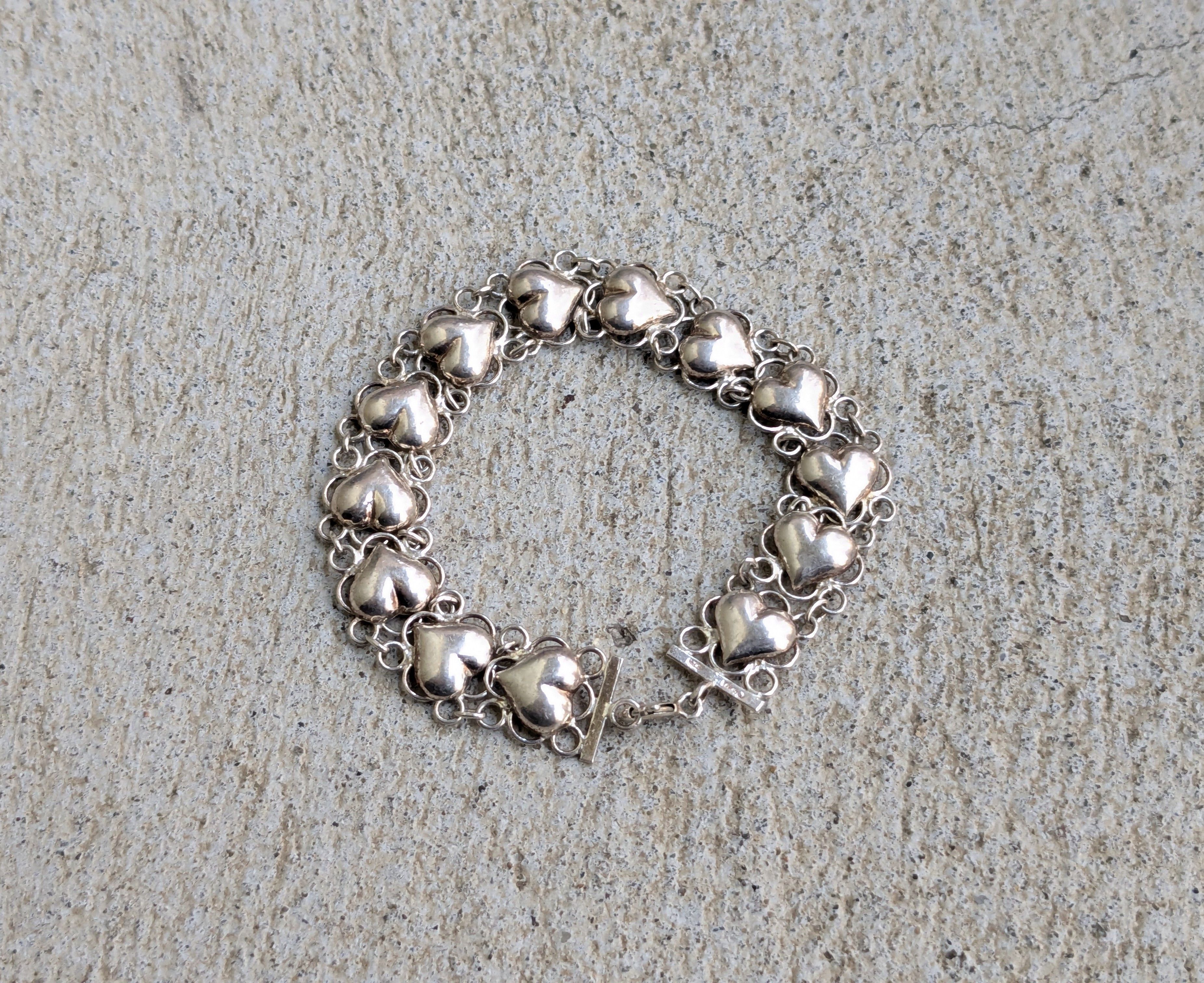 Vintage Vintage Sterling Silver Bracelet 7" Heart Link Chain Size ONE SIZE - 1 Thumbnail