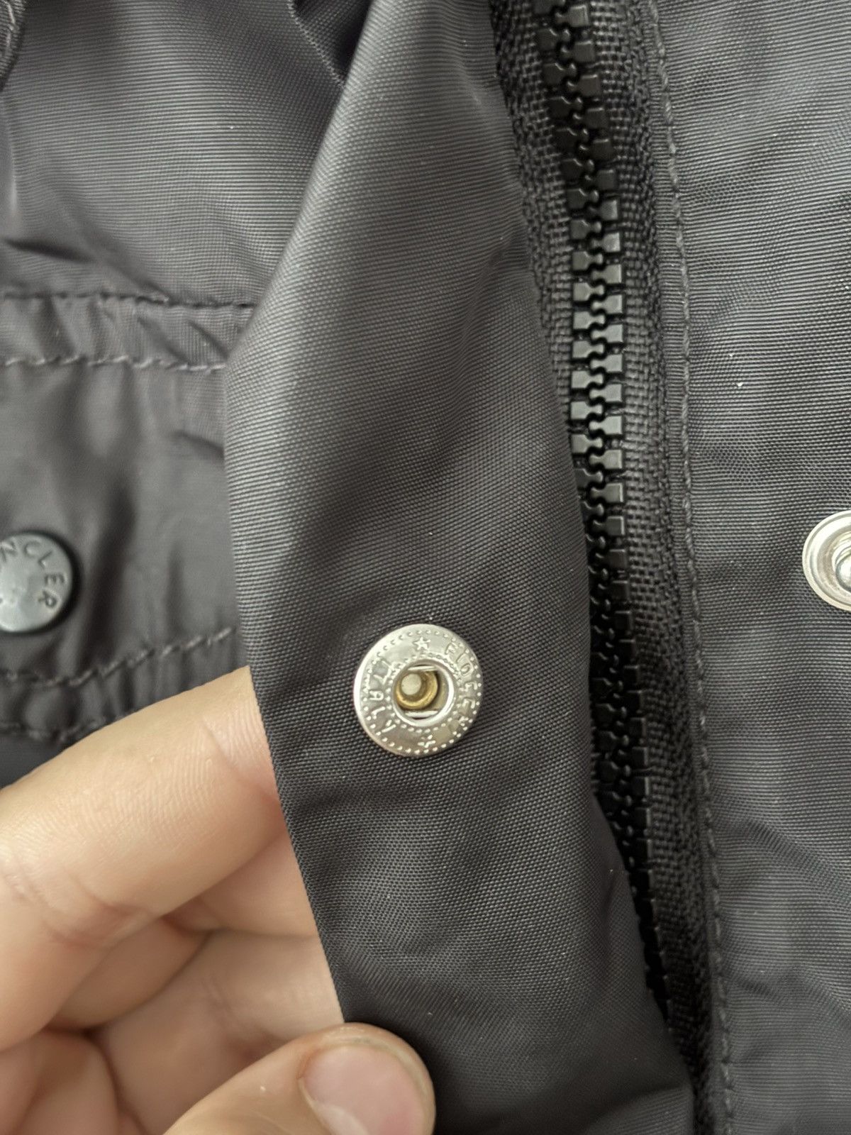 Moncler MONCLER WOMEN LIGHTWEIGHT JACKET Size XS / US 0-2 / IT 36-38 - 4 Thumbnail