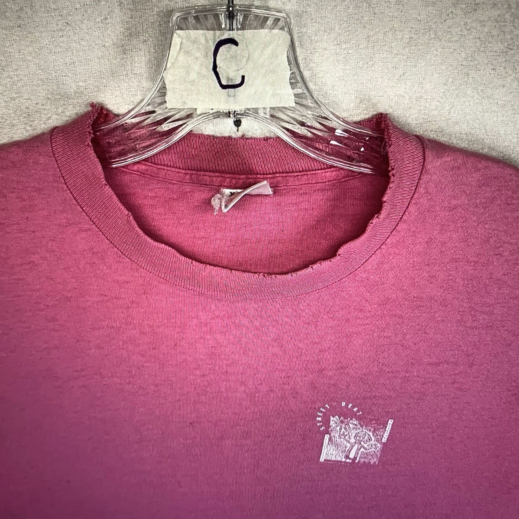Fruit Of The Loom VINTAGE Fruit of the Loom 90s T-Shirt XL Unisex Adults Pink Short Sleeve Crew Neck Kokopelli Graphic Street Art Casual Size US XL / EU 56 / 4 - 5 Thumbnail