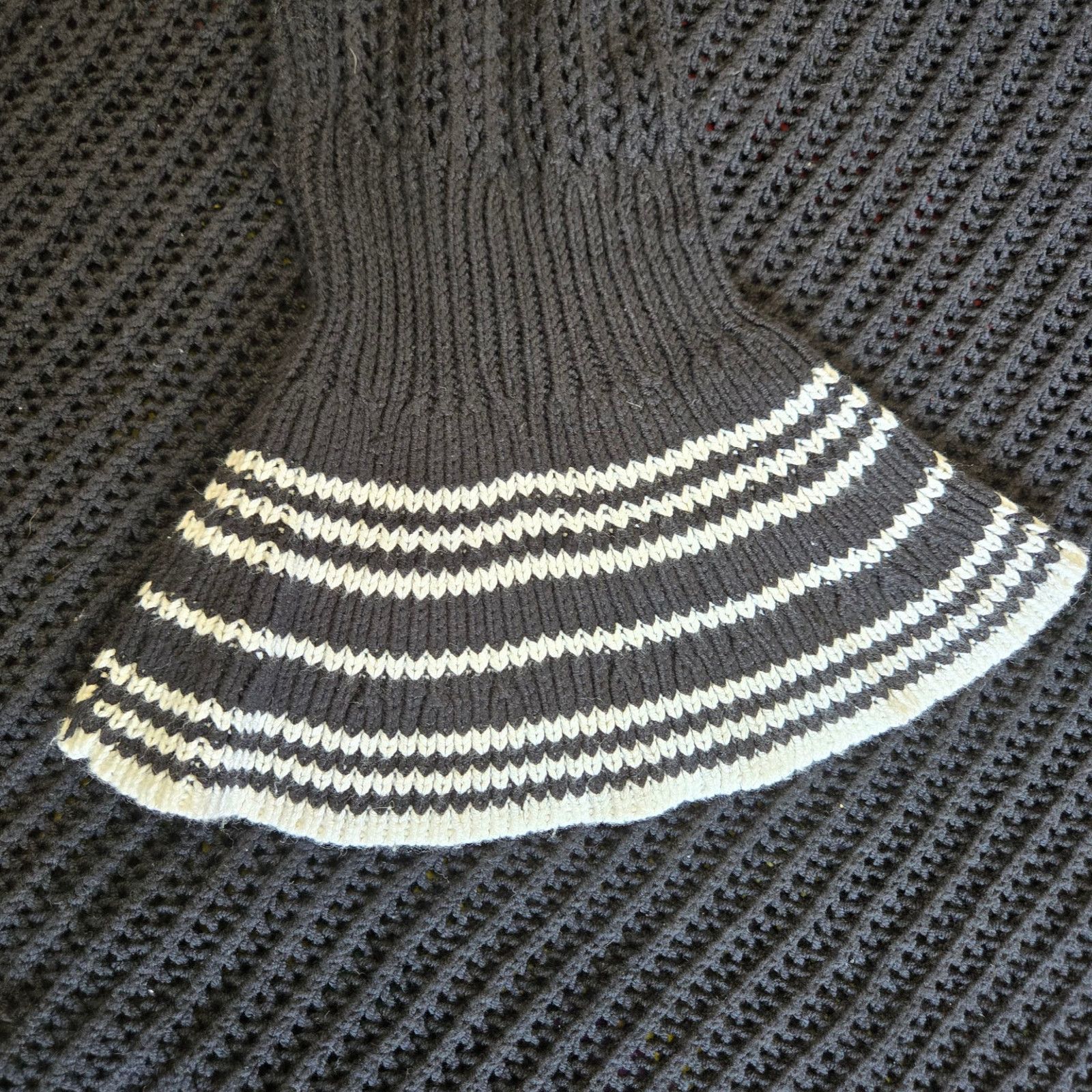 Chicos Chico’s Black White Open Knit Sweater Size Medium Size M / US 6-8 / IT 42-44 - 6 Thumbnail