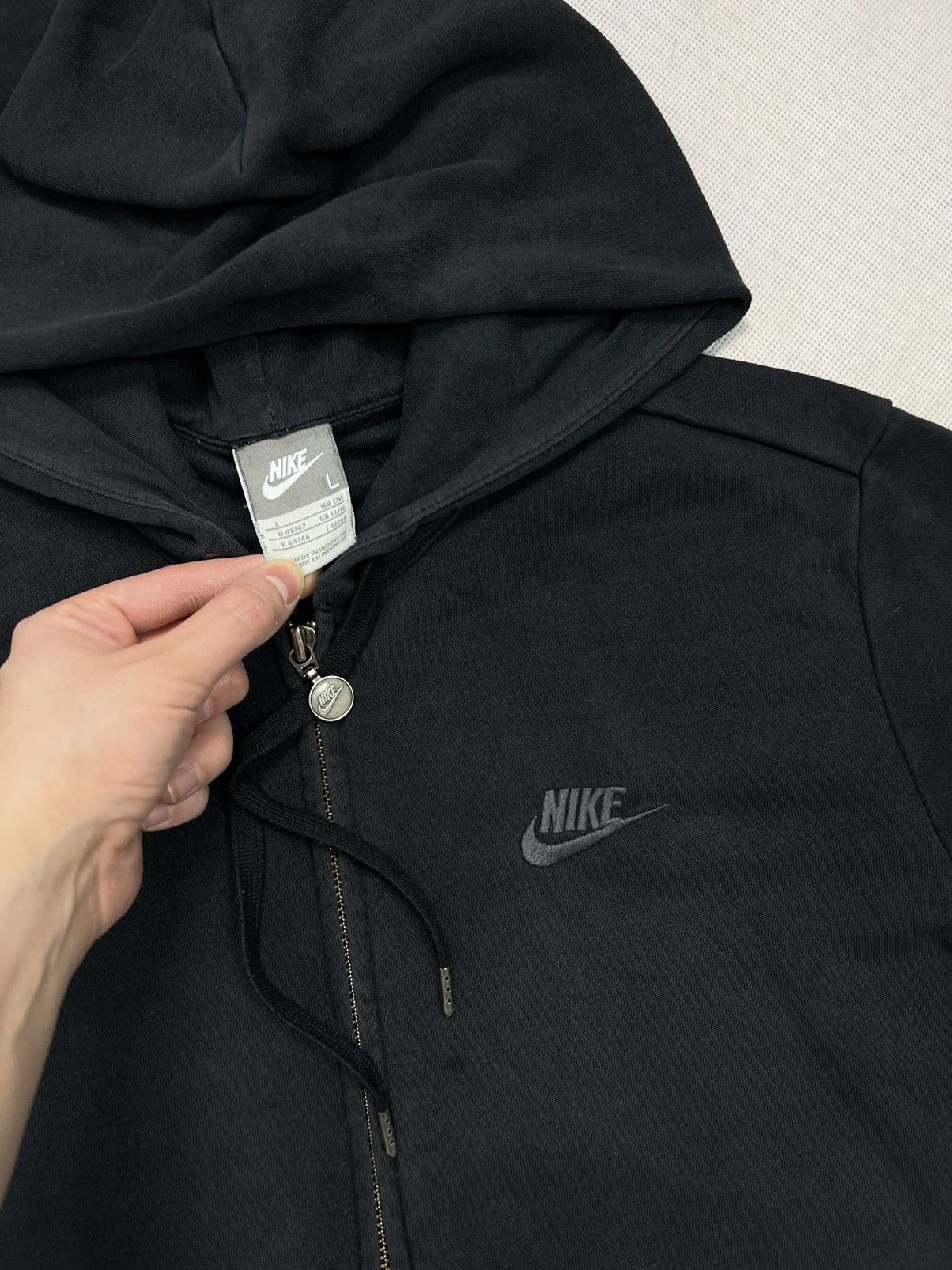 Nike Hoodie Nike small logo y2k zipped black Size L / US 10 / IT 46 - 2 Thumbnail