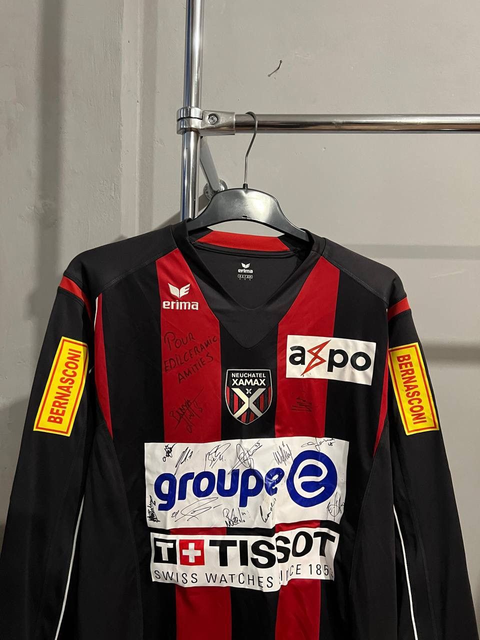 Erima 2009/10 NEUCHATEL XAMAX #27 KULJIC MATCH WORN SOCCER JERSEY Size US L / EU 52-54 / 3 - 4 Thumbnail