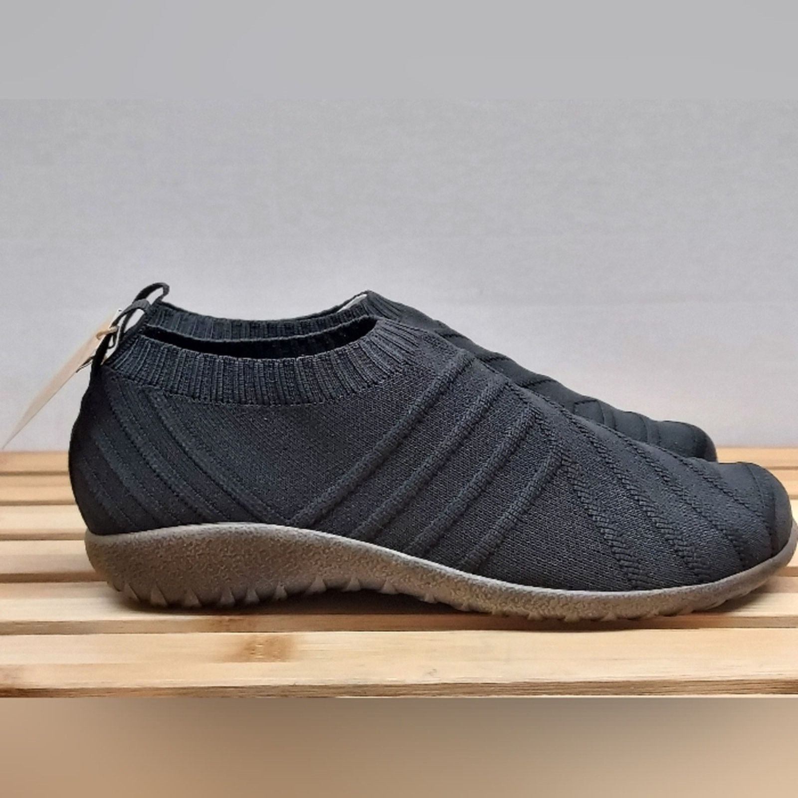 Other NAOT Womens Black Knit Okahu Vegan Slip On Shoes Size 8 (38) Size US 8 / IT 38 - 6 Thumbnail
