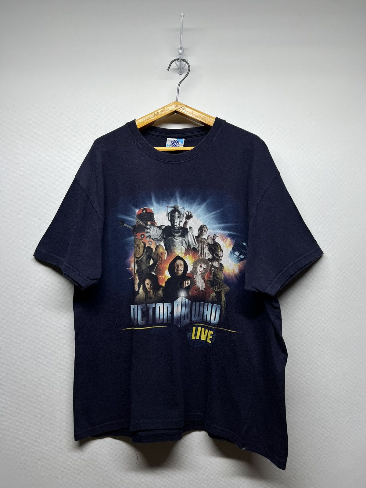 Vintage Vintage Y2k Doctor Who Live 2009 Tour Promo Graphic T-Shirt Size US M / EU 48-50 / 2 - 1 Thumbnail