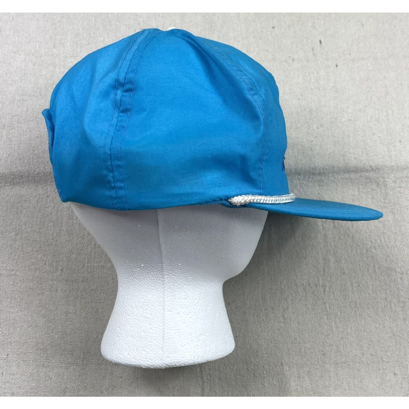 Vintage VINTAGE Speedway Trucker Hat Shamu Ocean Marine Life Blue Adjustable 90s Mens Size ONE SIZE - 2 Thumbnail