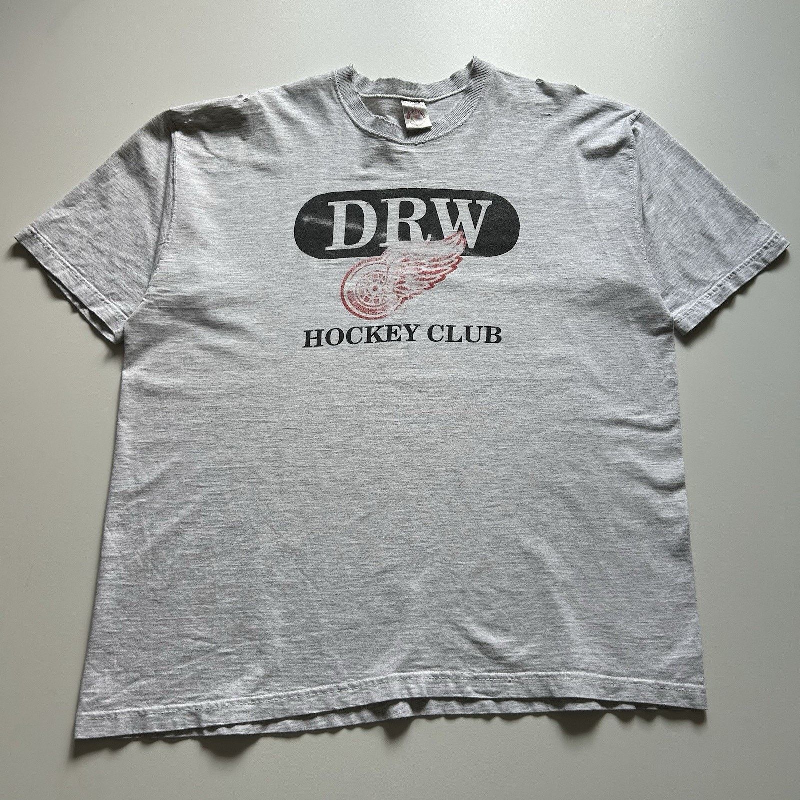 Fruit Of The Loom × NHL × Vintage Vintage Detroit Red Wings T Shirt XXL Gray 90s NHL Hockey Size US XXL / EU 58 / 5 - 1 Thumbnail