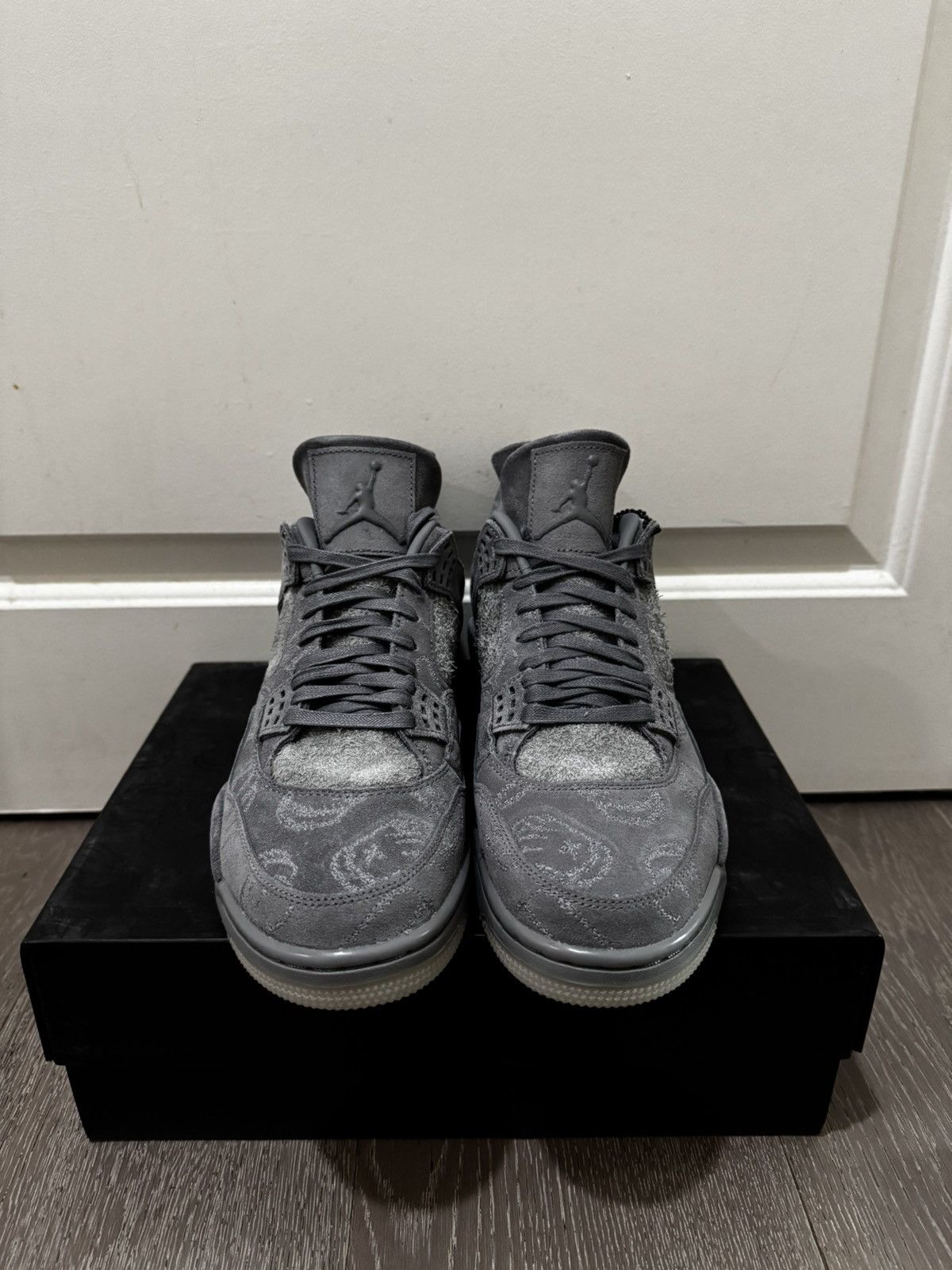 Jordan Brand × Kaws AIR JORDAN 4 x KAWS 9.5 Size US 9.5 / EU 42-43 - 4 Thumbnail