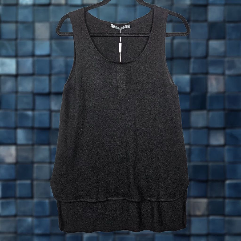 Vintage In Cashmere Black Round Neck Sleeveless Sweater Tank Top M Womens New Size M / US 6-8 / IT 42-44 - 1 Thumbnail