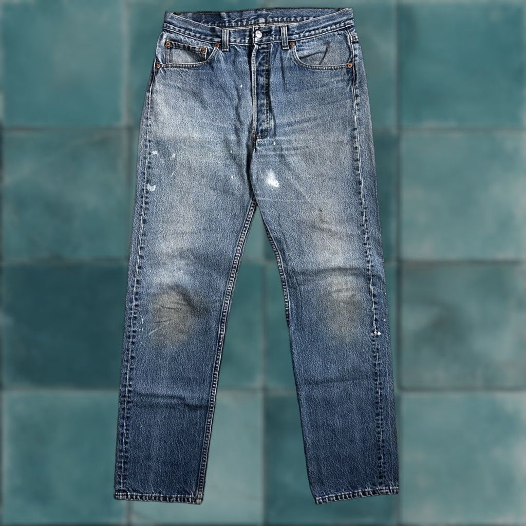 Levi's VINTAGE Levis 501 Jeans Men 35x36 Light Wash USA 80s 90s XX Straight Leg Size US 35 - 1 Thumbnail