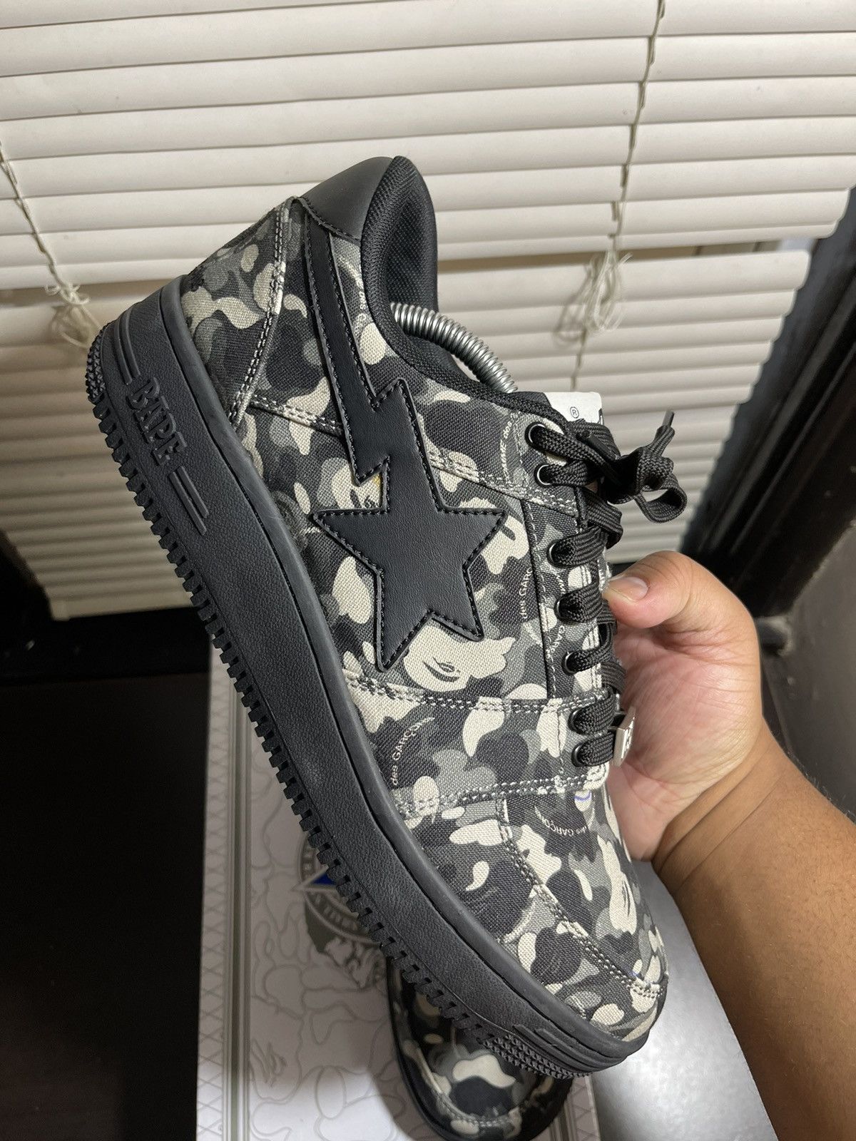 Bape × Comme des Garcons Bapesta Low Comme Des Garcons Size US 11 / EU 44 - 9 Thumbnail