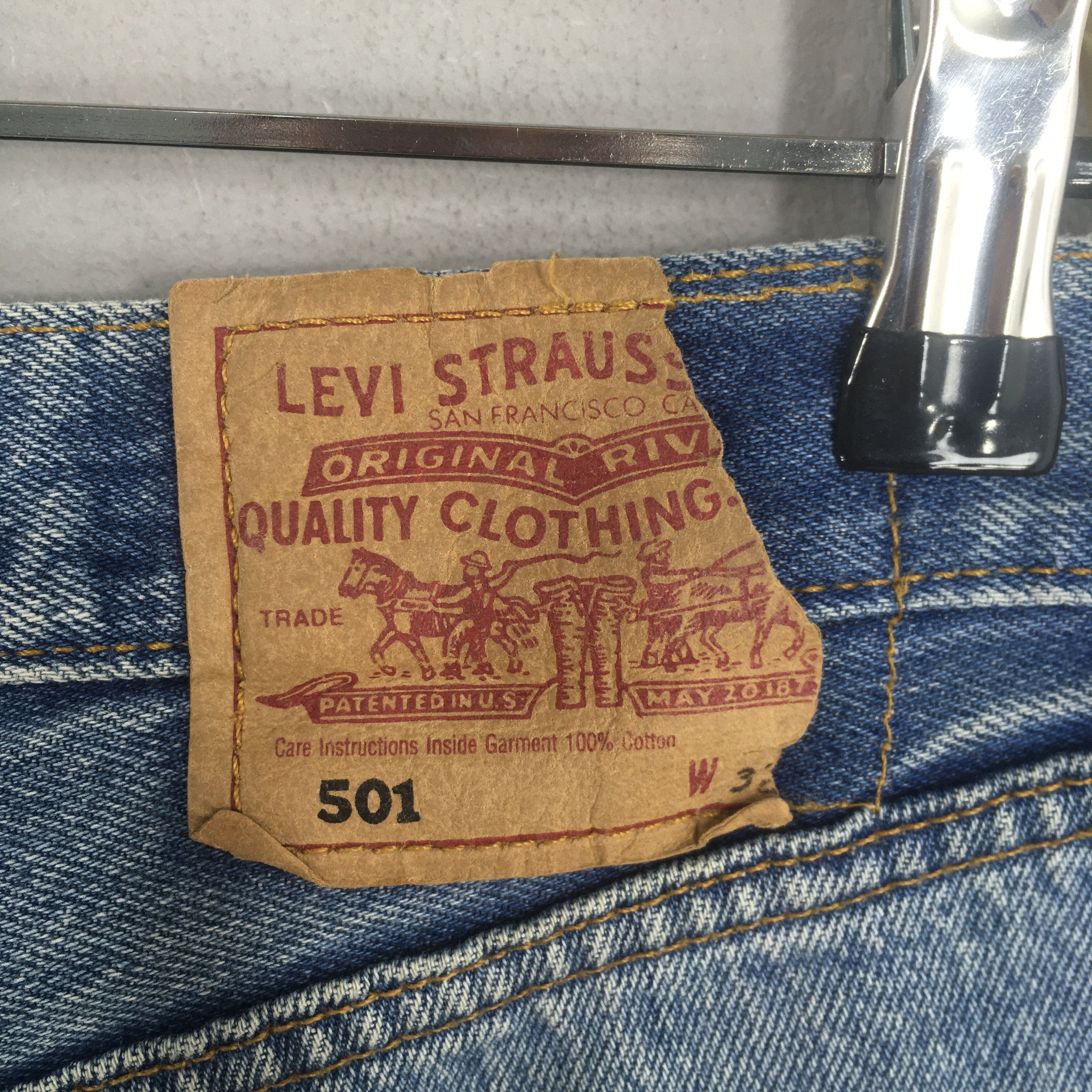 Levi's Size 30x34.5 Vintage 90s Levi's 501 Faded Blue Jeans Size US 30 / EU 46 - 11 Thumbnail