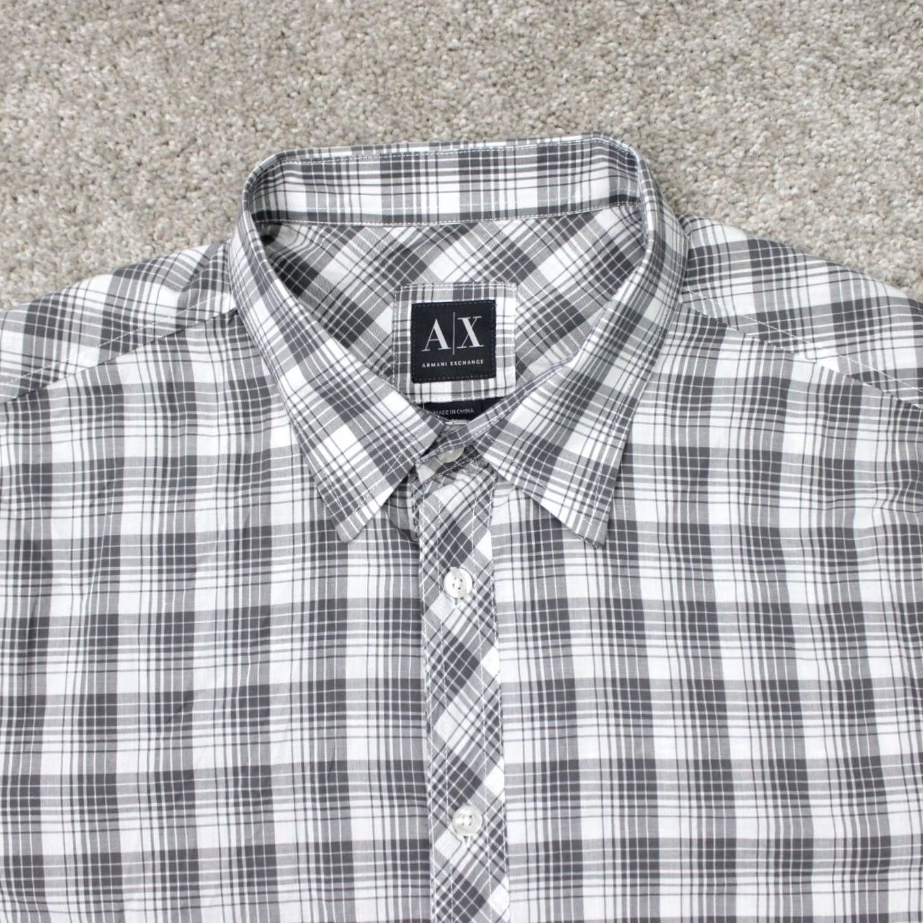 Armani Exchange A/X Armani Exchange Shirt Mens Large Gray/White 100% Cotton Short Sleeve Button-Up Plaid, Regular Fit, Casual Crew Neck? Size US L / EU 52-54 / 3 - 5 Thumbnail