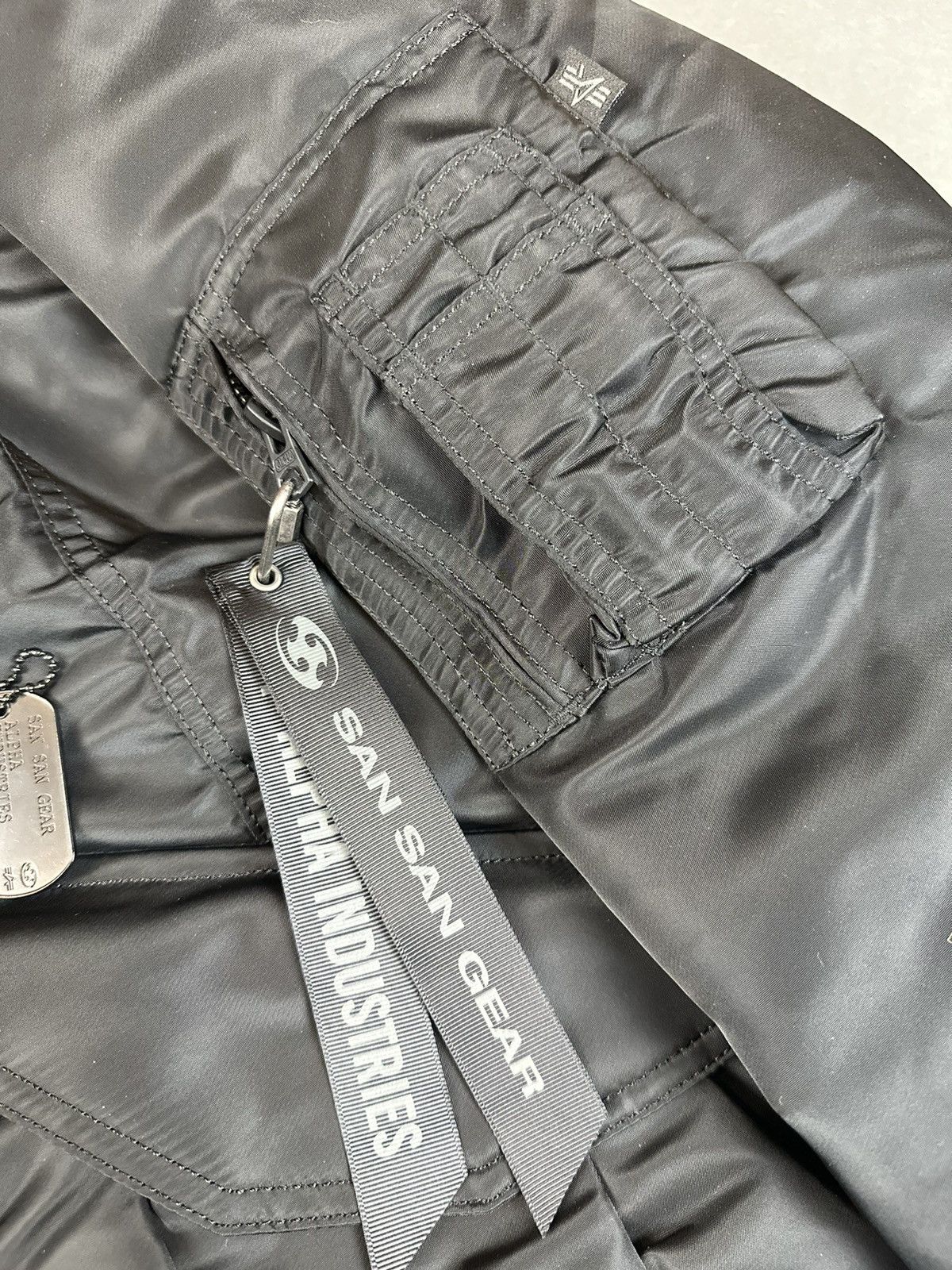 Alpha Industries SAN SAN GEAR BOMBER 2 Size US M / EU 48-50 / 2 - 5 Thumbnail