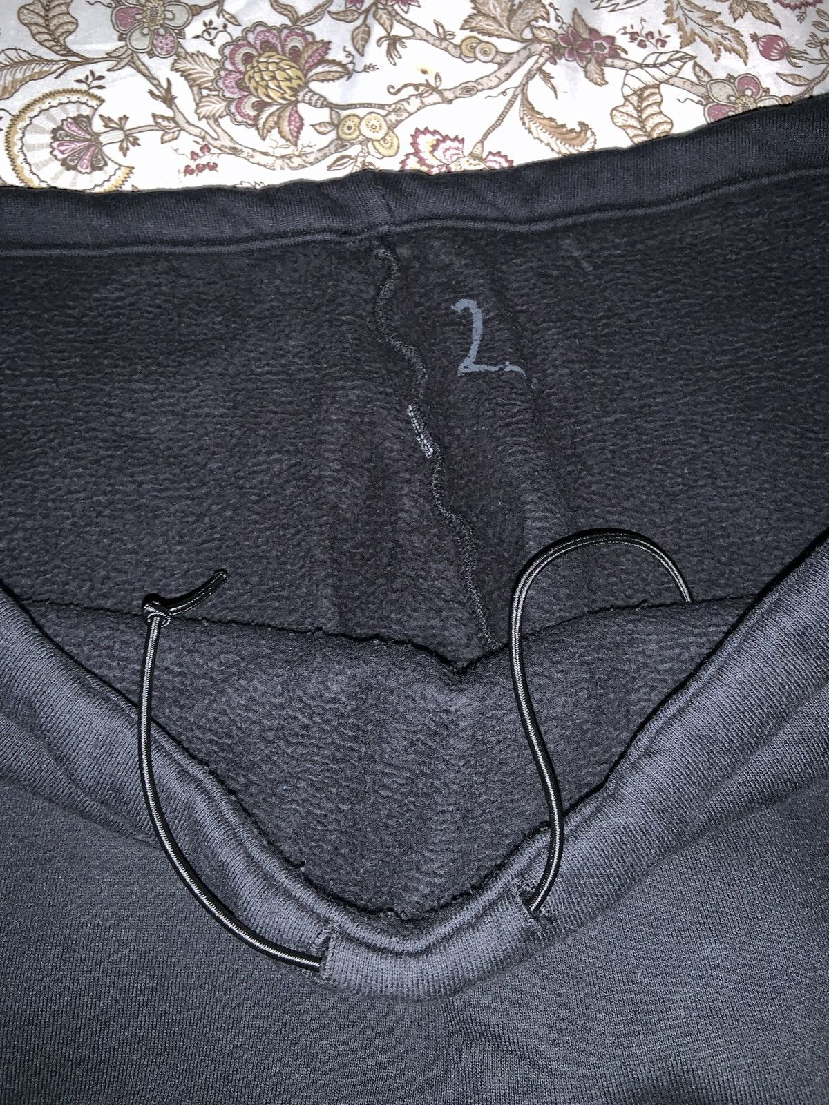 Yeezy Yeezy Vultures Sweatpants Size 2 Size US 36 / EU 52 - 4 Thumbnail