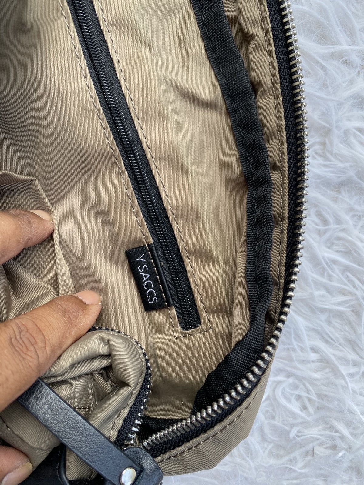 Yohji Yamamoto Rare Y'saccs Double Front Pocket Soulder Bag Size ONE SIZE - 16 Thumbnail