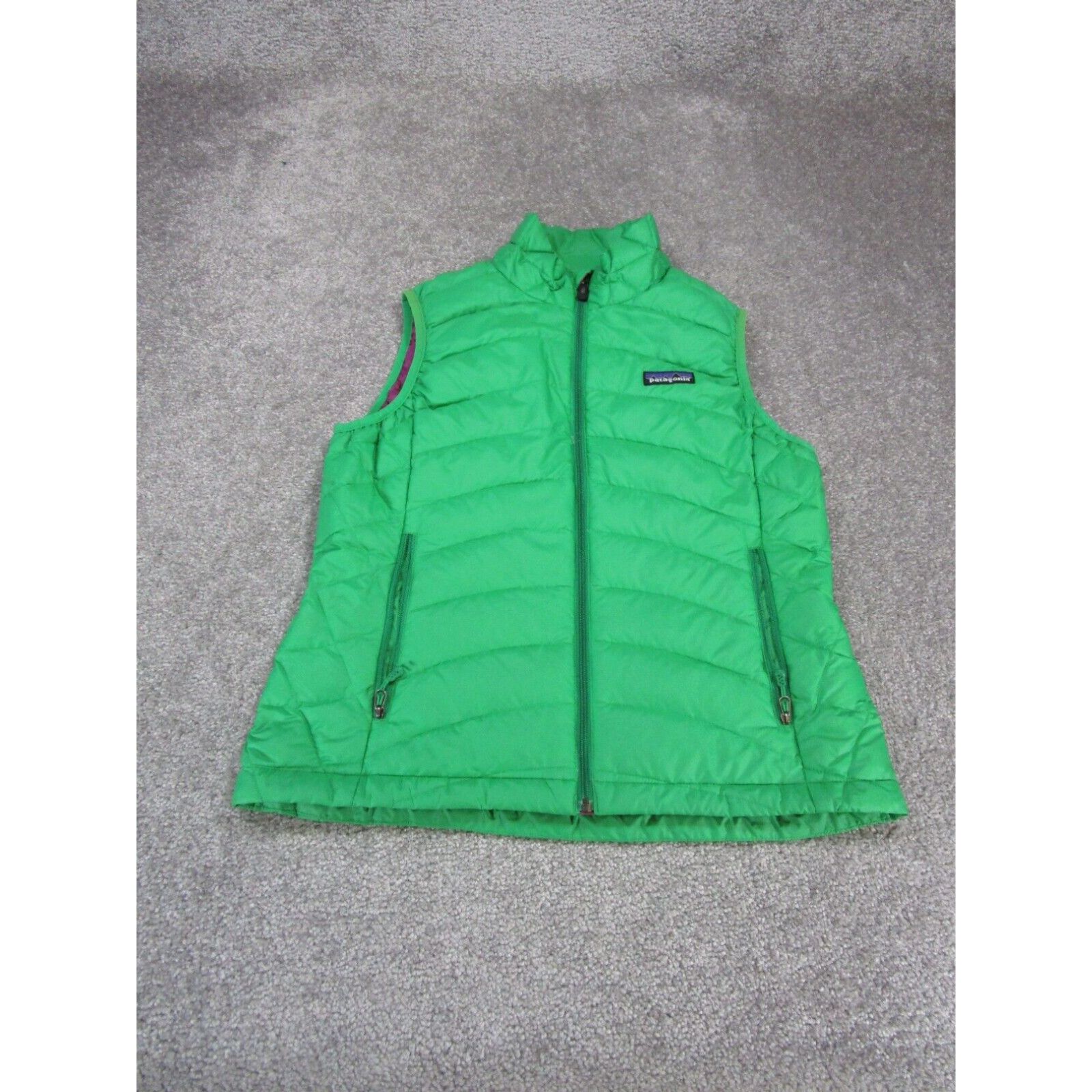 image of Patagonia Vest Womens Small Down Sweater Vest Green in White