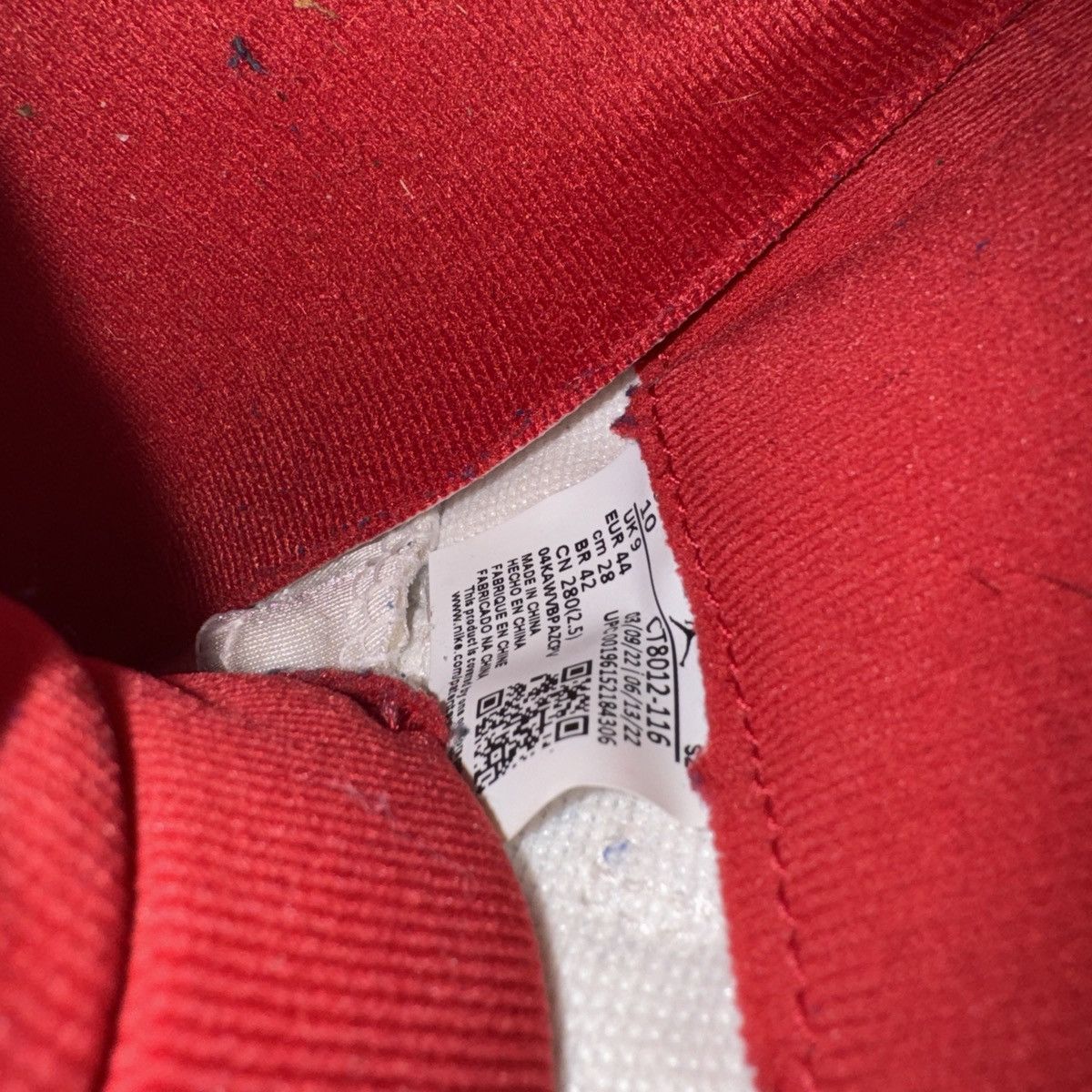 Jordan Brand Cherry Jordan 11 Size US 10 / EU 43 - 6 Thumbnail