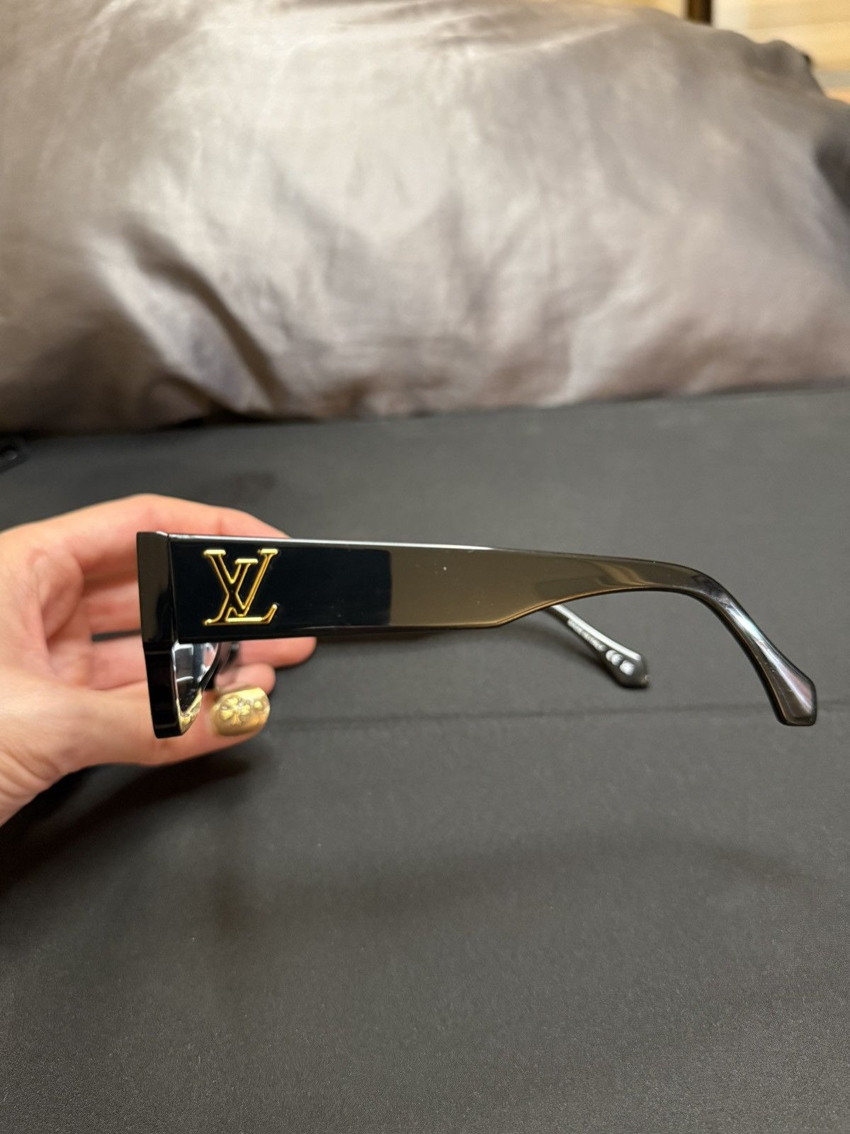 Louis Vuitton lv clash low square sunglasses Size ONE SIZE - 12 Thumbnail