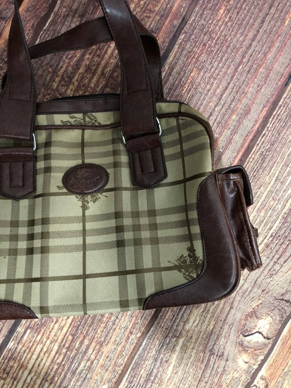 Burberry × Vintage Vintage Burberry Nova Check Bag Size ONE SIZE - 18 Thumbnail