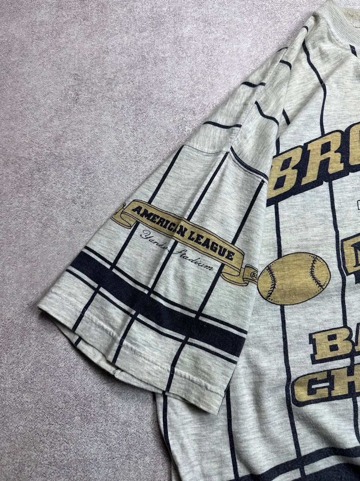 Vintage Vintage 90s Brooklyn Baseball Champions All Over T-shirt l Size US L / EU 52-54 / 3 - 5 Thumbnail