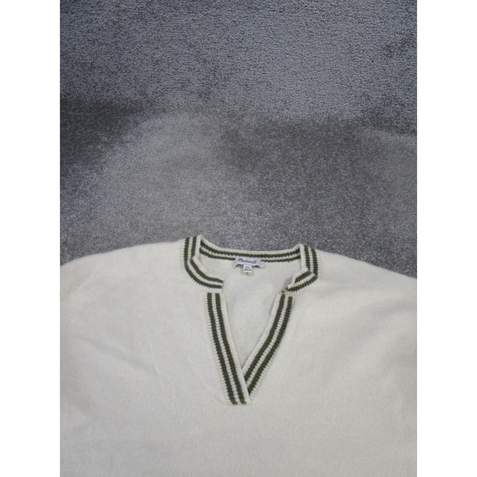 Madewell VINTAGE Madewell Sweater Womens 2XS Long Sleeve Knit V-Neck Pullover White Casual Clothing Size XXS / US 00 / IT 34 - 2 Thumbnail
