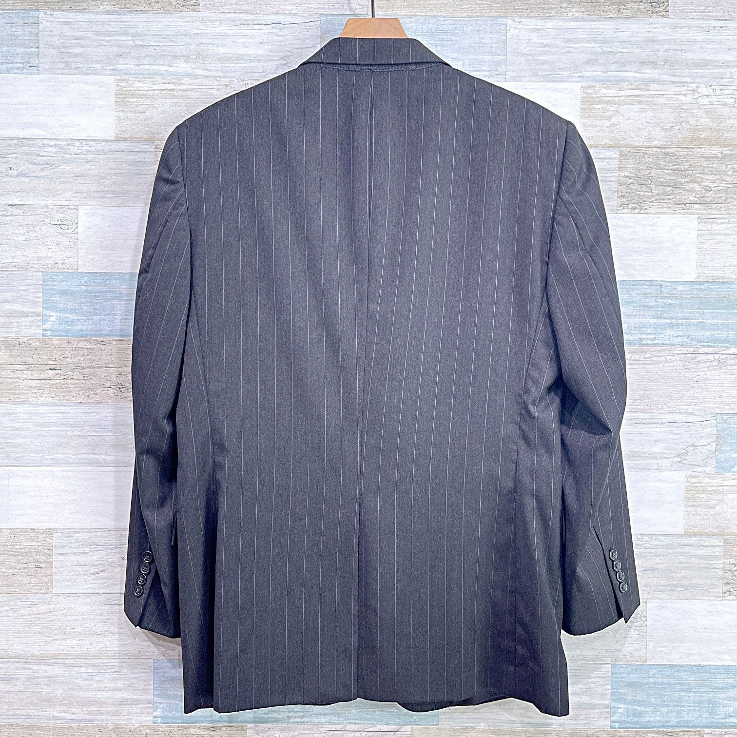 Jos. A. Bank Jos A Bank Wool Stripe 2 Piece Suit Gray Two Mens 41R 35x31 Size 40R - 6 Thumbnail