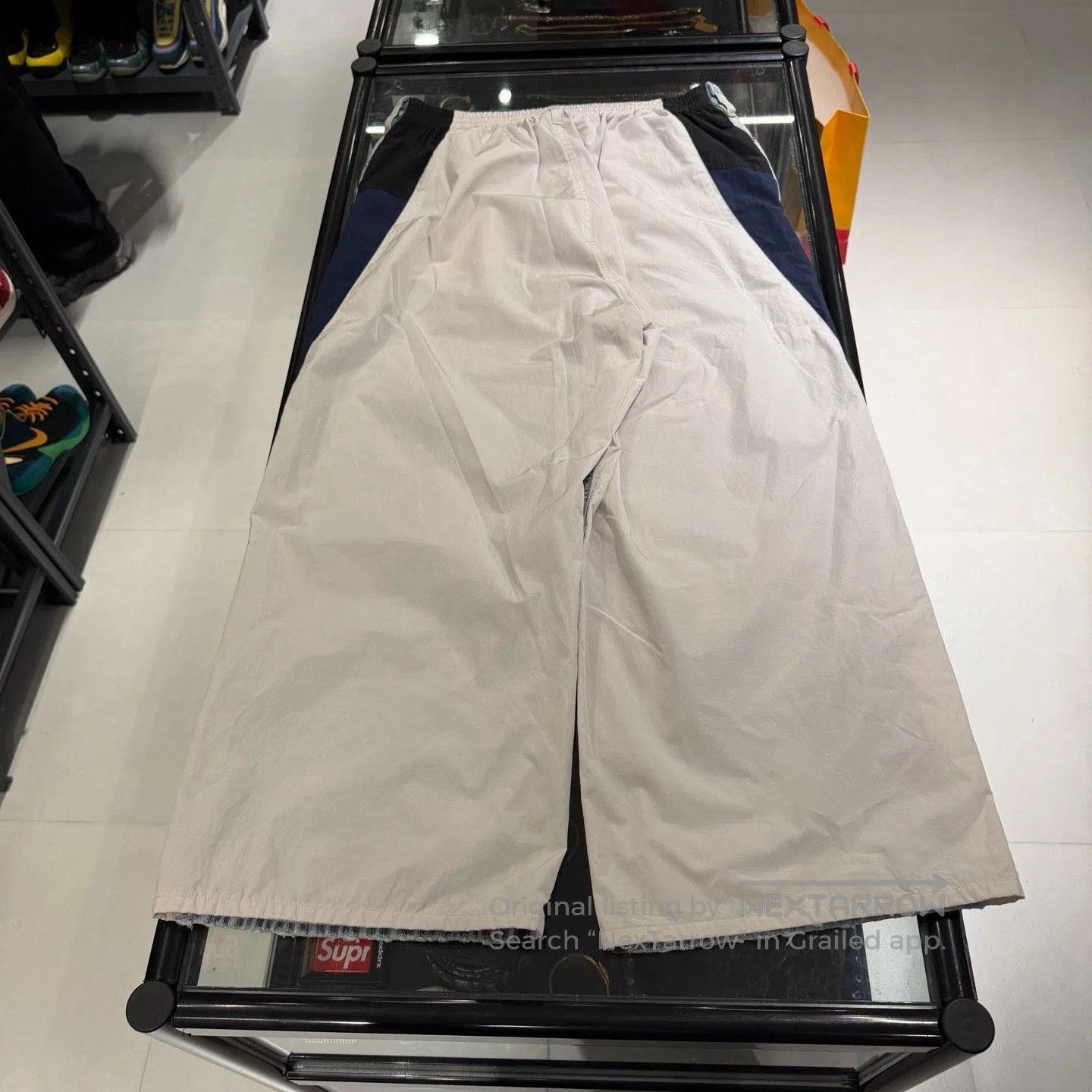 Balenciaga Balenciaga Baggy Indigo Patchwork Jeans. Size 31" - 4 Thumbnail
