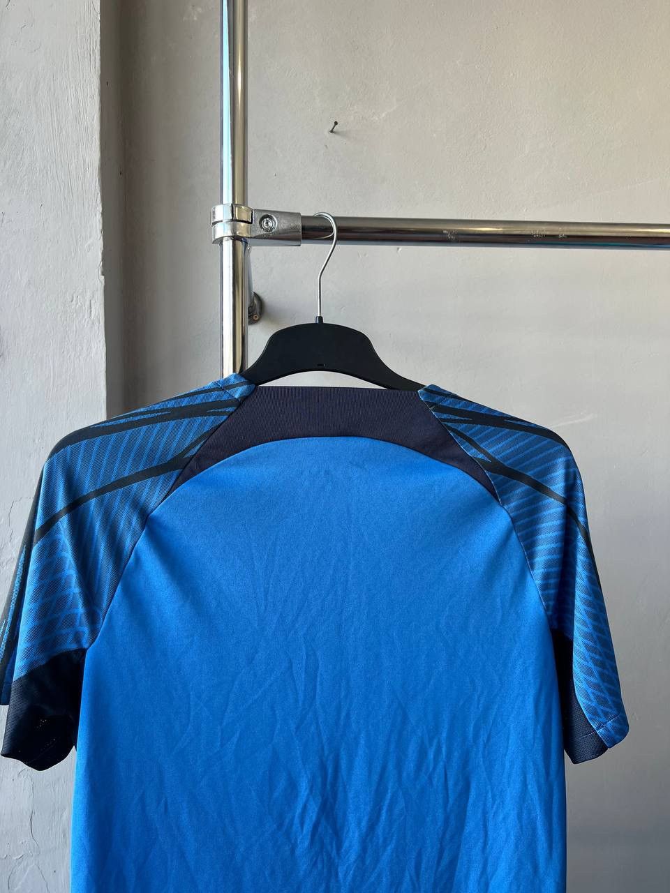 Nike 2023 PORTSMOUTH FC TRAINING SOCCER JERSEY FOOTBALL SHIRT szL Size US L / EU 52-54 / 3 - 14 Thumbnail
