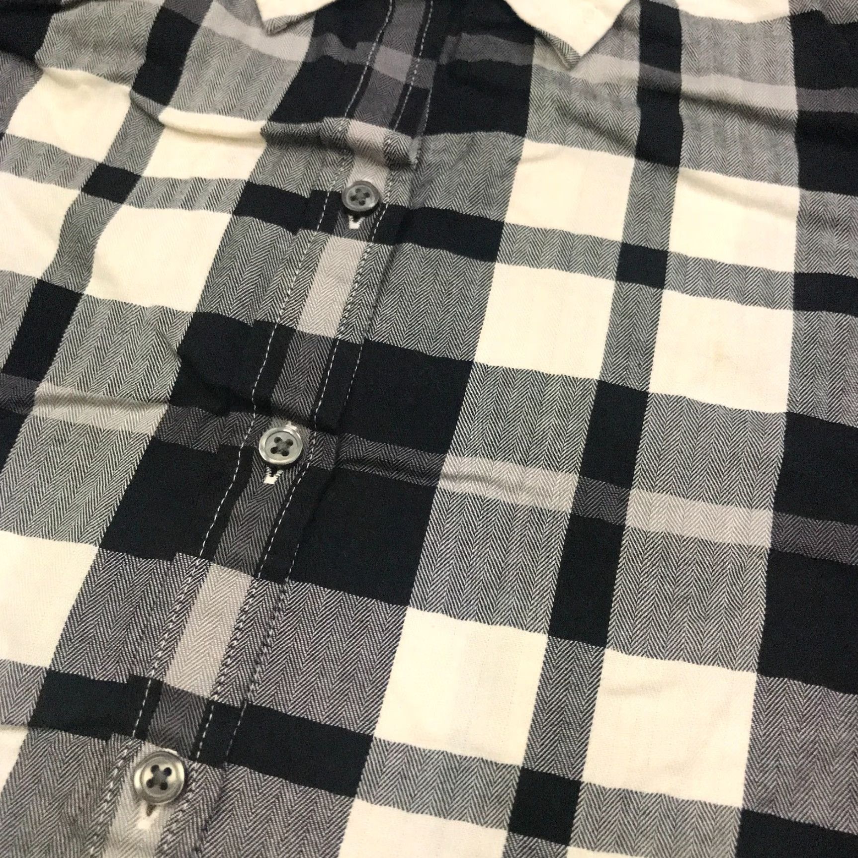 Banana Republic Banana Republic Shirt Womens Small Black Grey Plaid Button Up Top Soft-Wash Size S / US 4 / IT 40 - 4 Thumbnail
