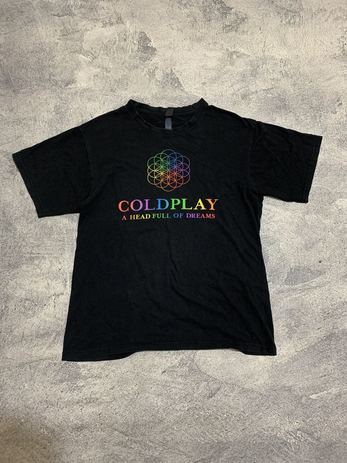 Band Tees Coldplay World Tour 2017 Tees Size US M / EU 48-50 / 2 - 1 Thumbnail