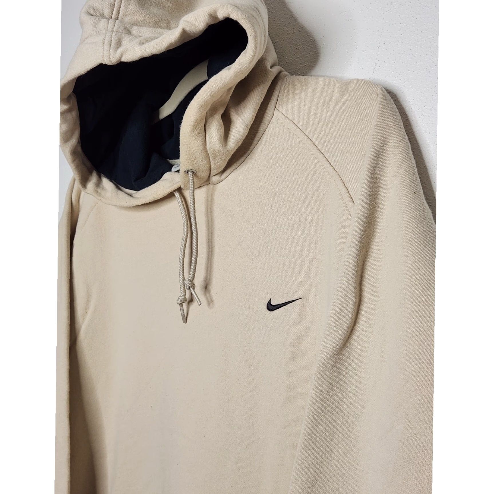 Nike VINTAGE Nike XXL Hoodie Crewneck Swoosh Sweatshirt Ivory Cream Unisex Adults 2XL Pullover Size US XXL / EU 58 / 5 - 6 Thumbnail