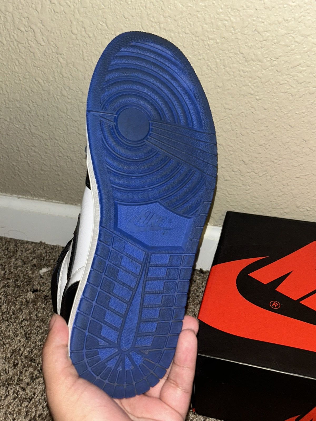 Jordan Brand Air Jordan 1 High Royal Toe Size US 9.5 / EU 42-43 - 5 Thumbnail
