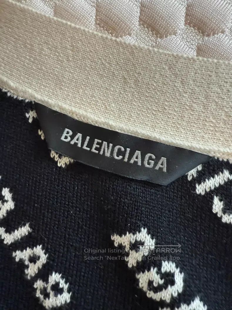 Balenciaga Balenciaga Black letter logo cardigan Size US L / EU 52-54 / 3 - 3 Thumbnail