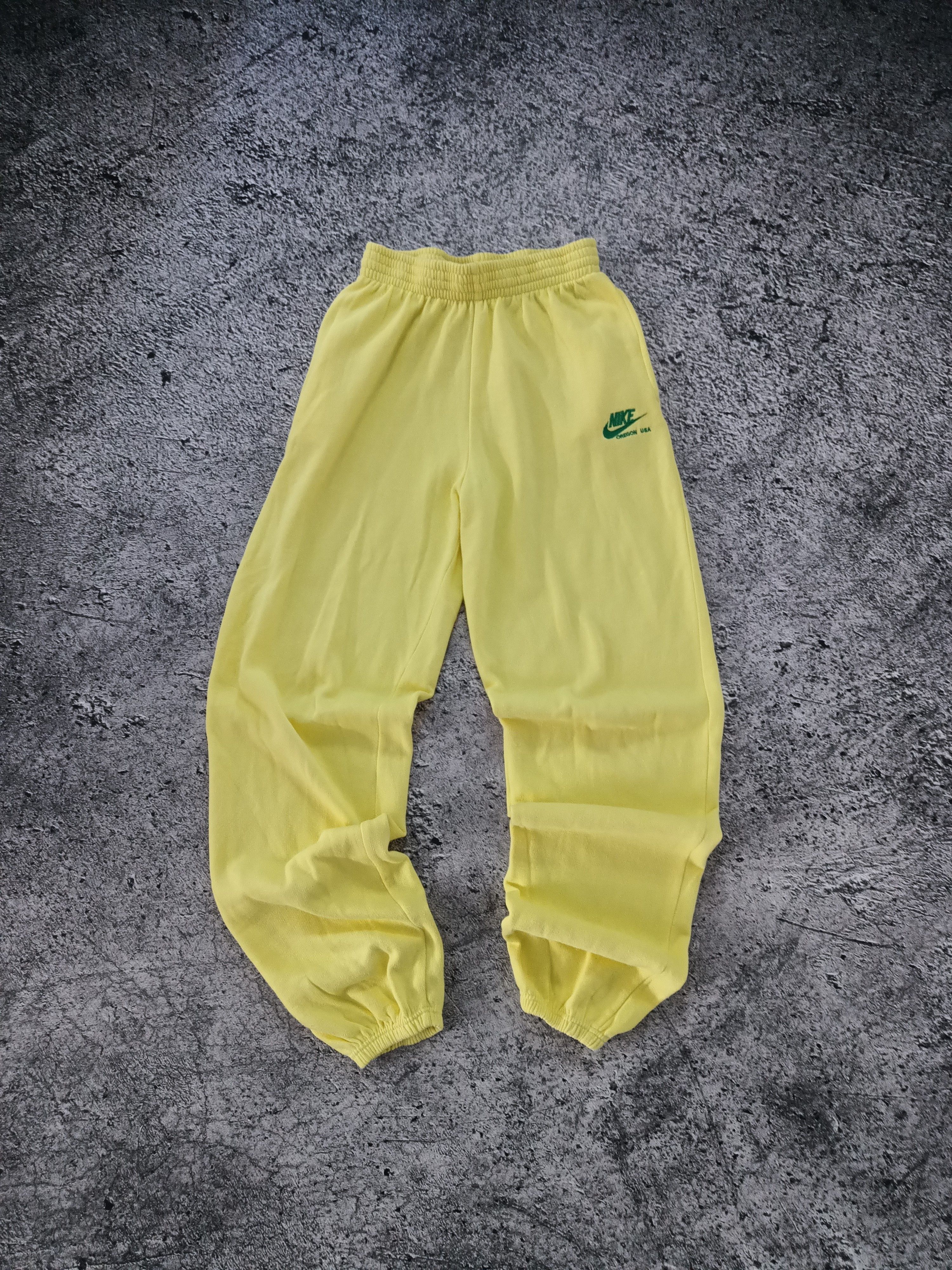 Nike × Vintage Vintage 80s Nike Oregon Yellow Jogger Sweatpants Blue Tag Size US 32 / EU 48 - 1 Thumbnail
