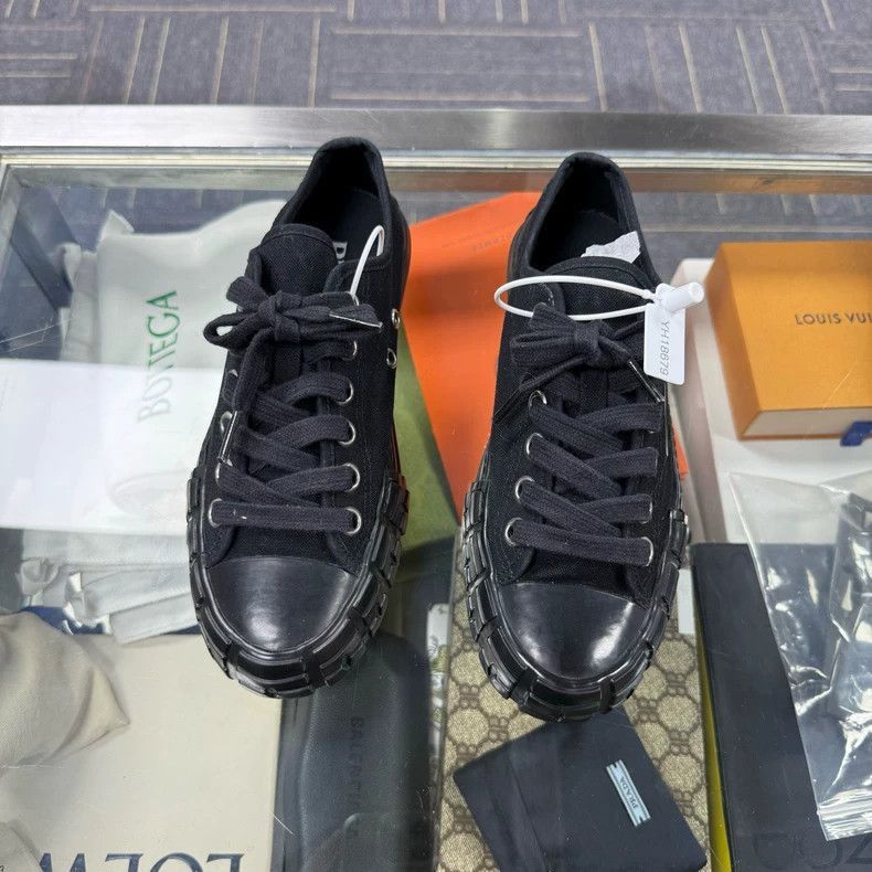 Prada PRADA Black Nylon Canvas Sneakers Size 37.5-2506 Size US 7 / IT 37 - 2 Thumbnail